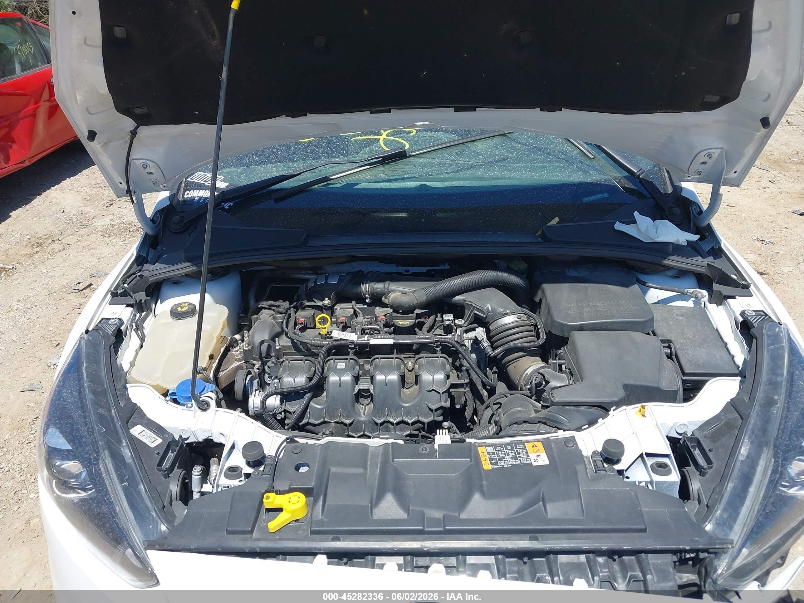 2015 Ford Focus St White vin: 1FADP3L9XFL373780