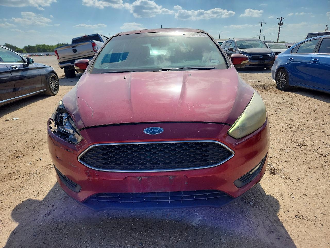 2017 Ford Focus Sel Red vin: 1FADP3M21HL219303