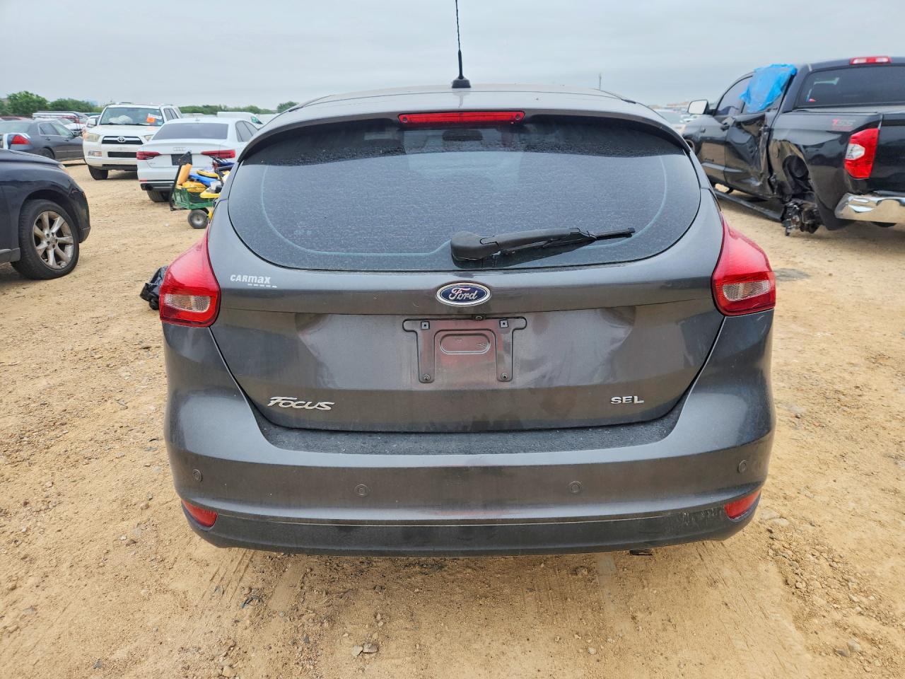 2018 Ford Focus Sel Charcoal vin: 1FADP3M21JL303272