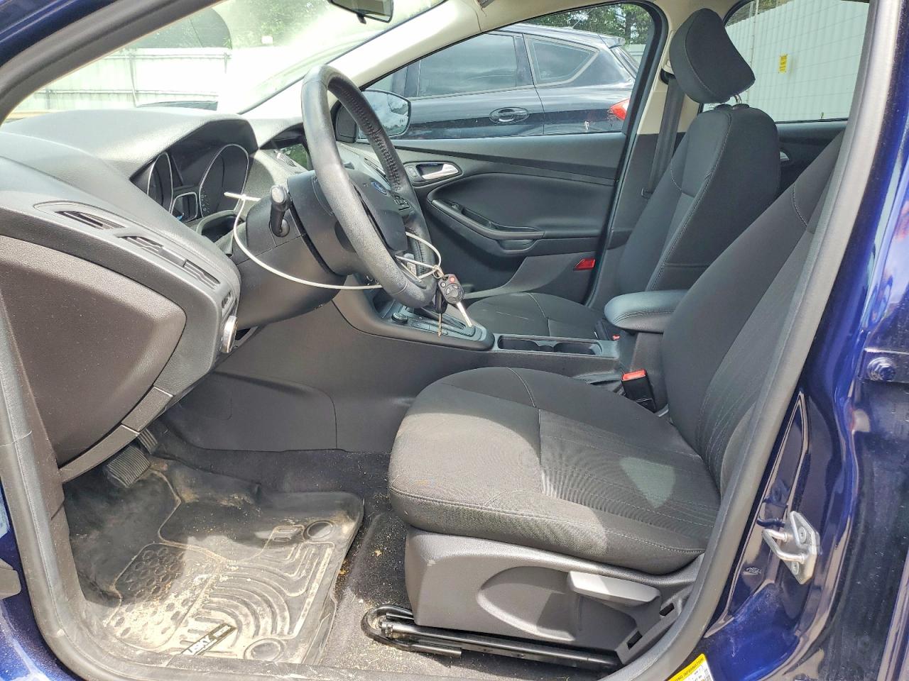 2017 Ford Focus Sel Blue vin: 1FADP3M24HL342559