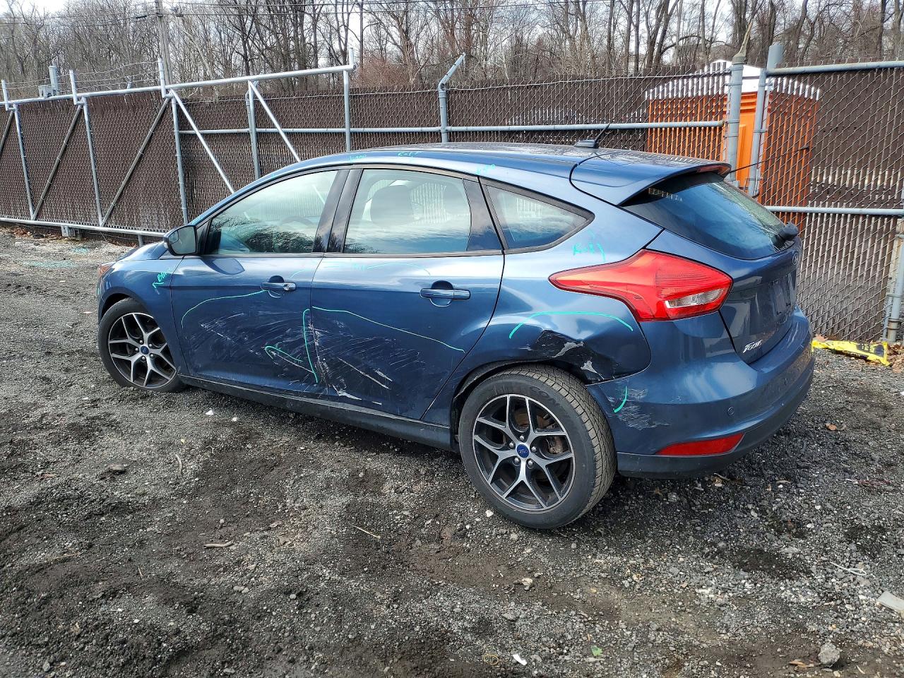 2018 Ford Focus Sel Blue vin: 1FADP3M25JL214126