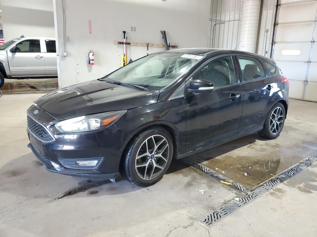 2017 Ford Focus Sel Black vin: 1FADP3M26HL249204 Damage: Left Front Fender, Heavy Scratch, 1 To 2 Inches