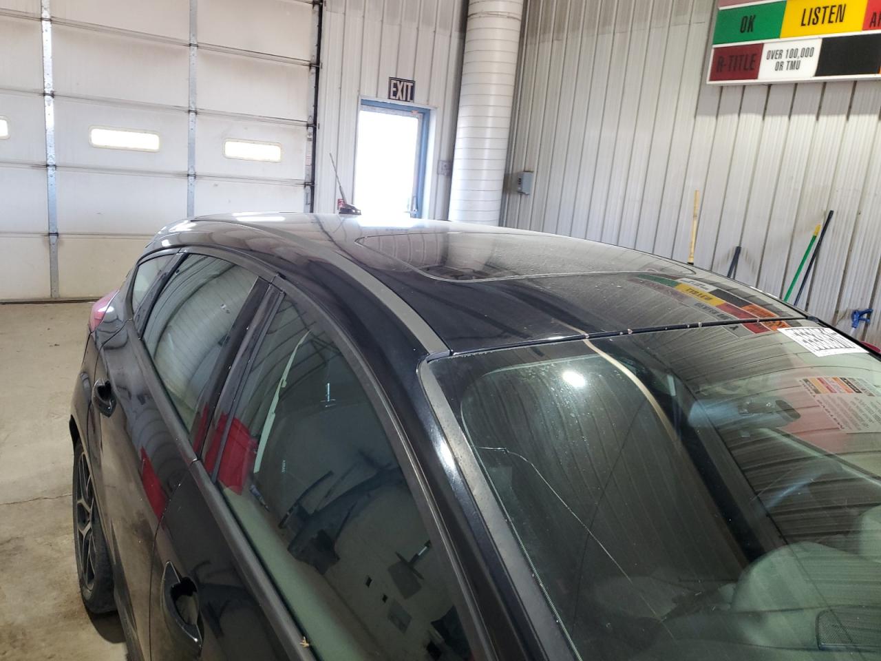 2017 Ford Focus Sel Black vin: 1FADP3M26HL249204 Damage: Windshield, Broken, Replacement Required