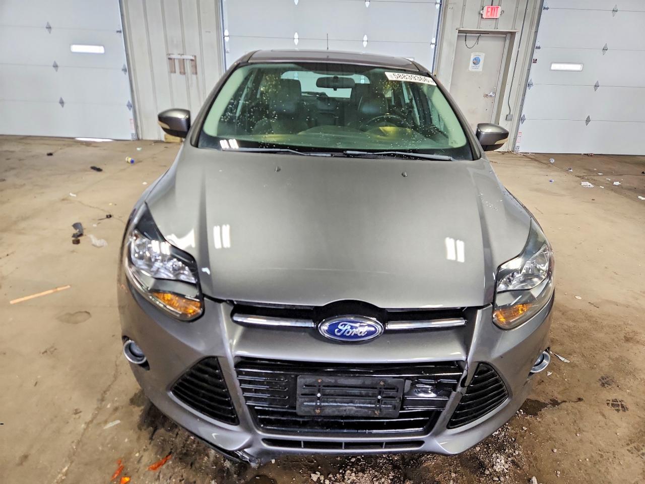 2013 Ford Focus Titanium Gray vin: 1FADP3N20DL300334