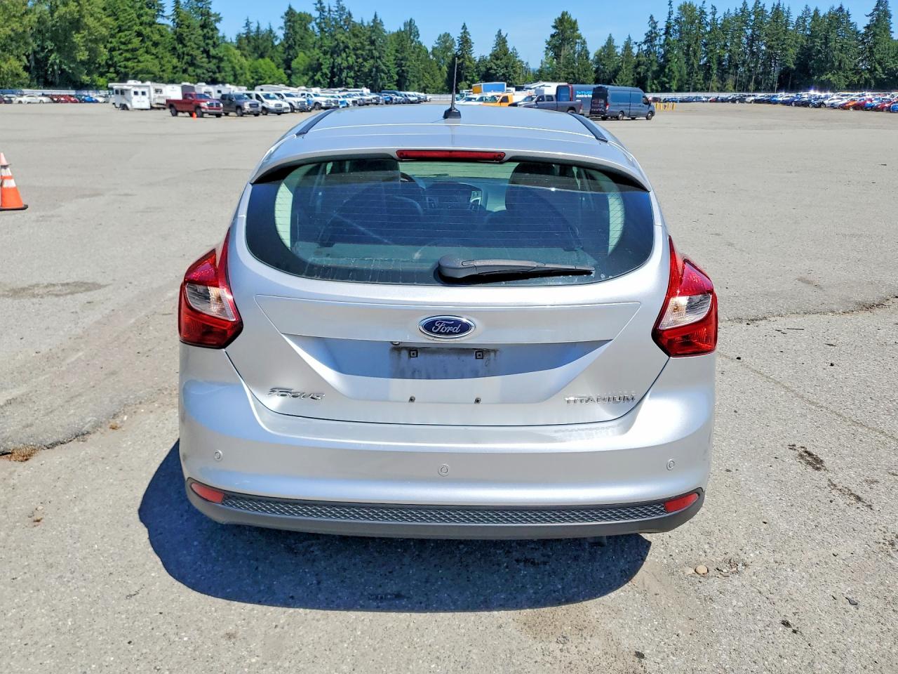 2014 Ford Focus Titanium Silver vin: 1FADP3N20EL294987