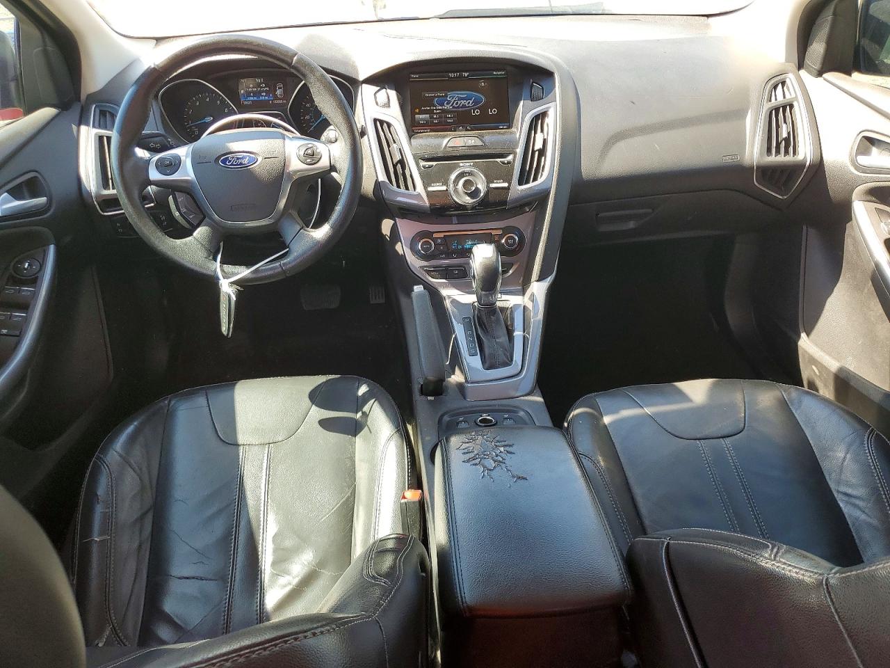 2014 Ford Focus Titanium Gray vin: 1FADP3N20EL399738