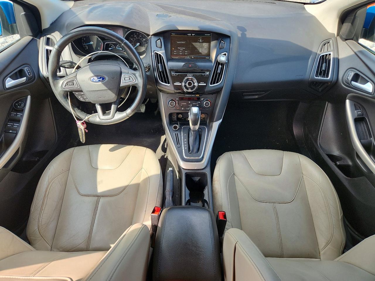 2015 Ford Focus Titanium Blue vin: 1FADP3N20FL386604