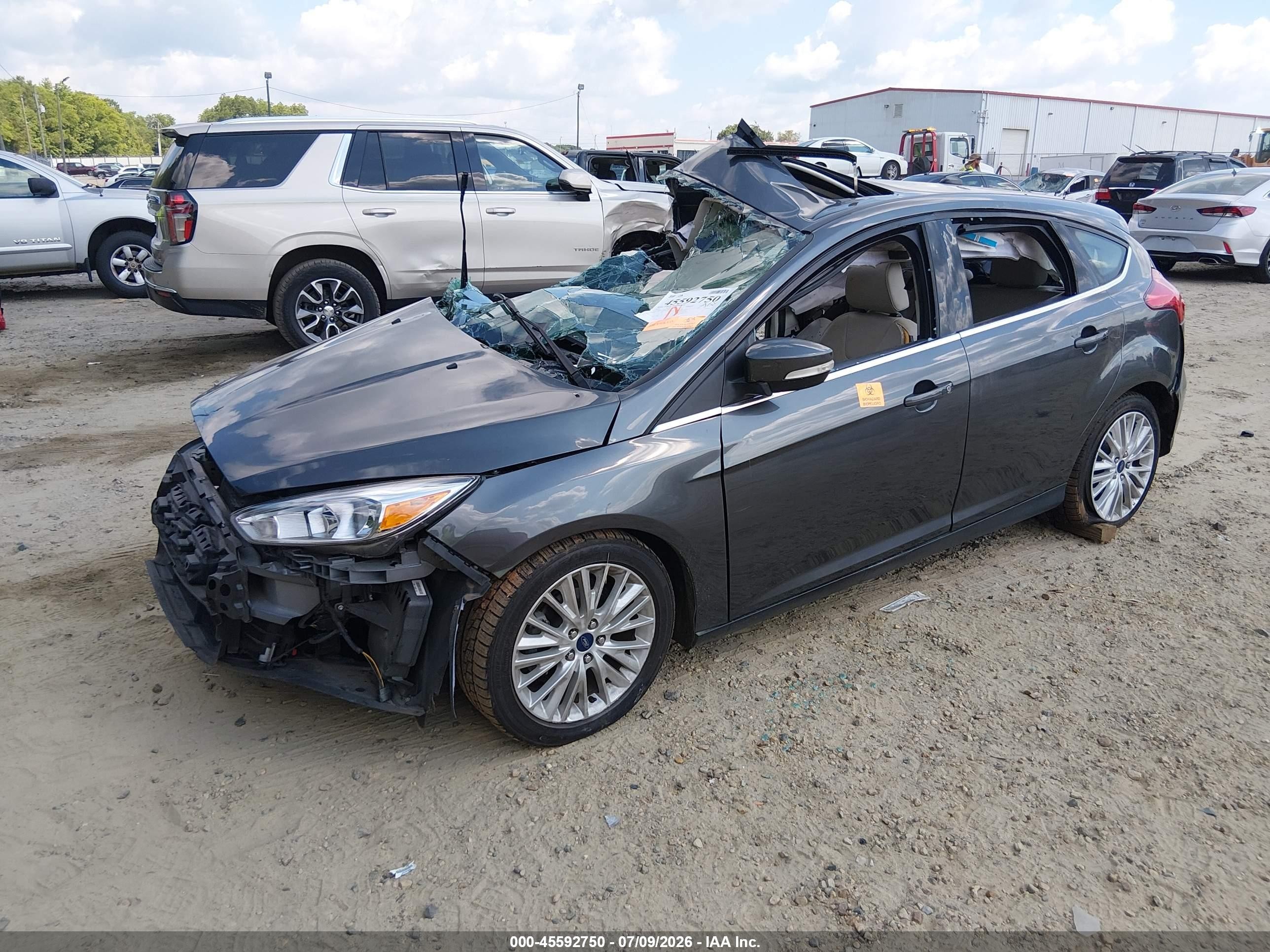 2018 Ford Focus Titanium Gray vin: 1FADP3N20JL314813