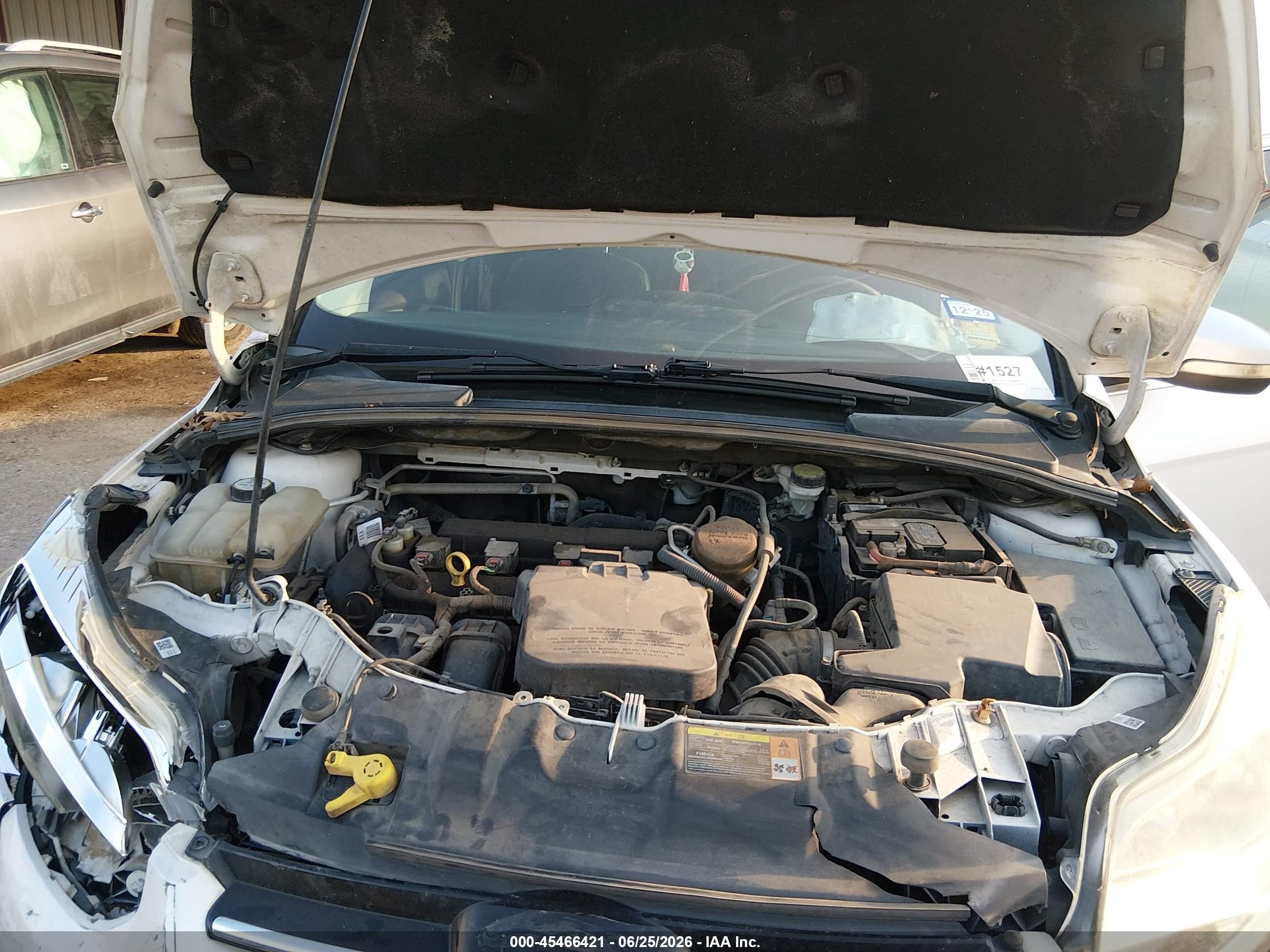 2013 Ford Focus Titanium White vin: 1FADP3N21DL157622