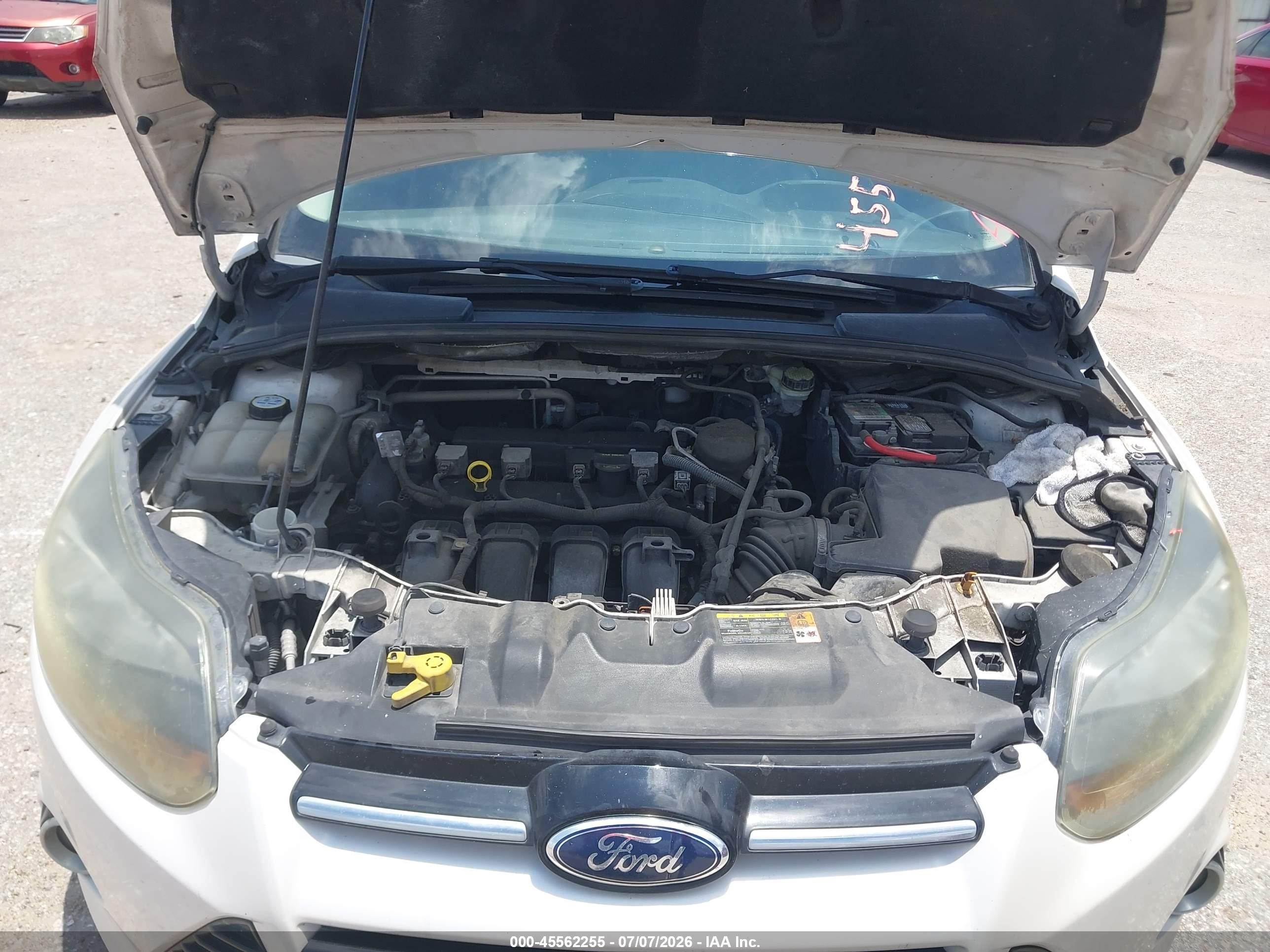 2013 Ford Focus Titanium White vin: 1FADP3N21DL169625