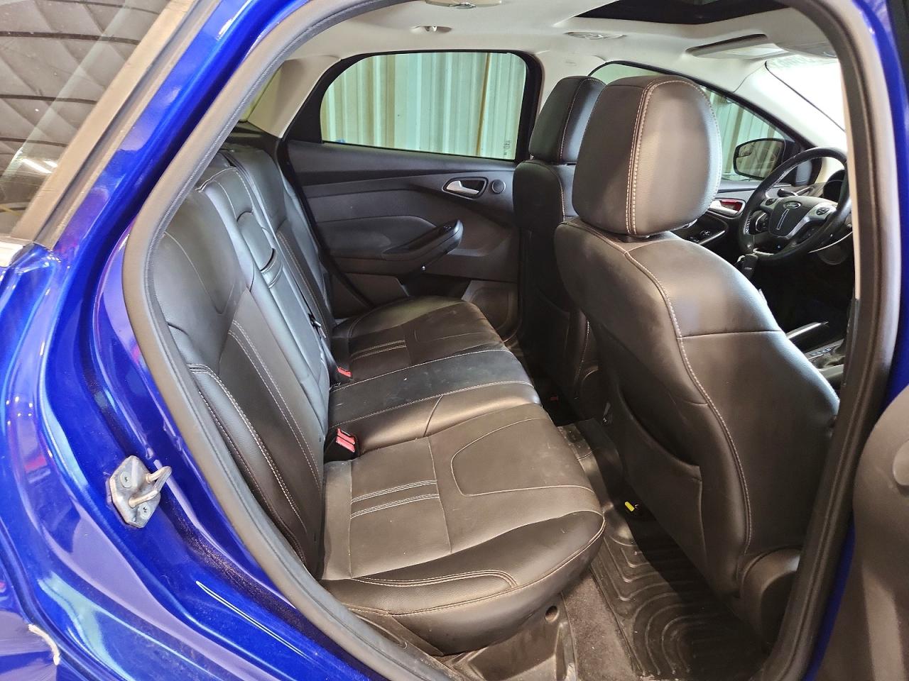 2013 Ford Focus Titanium Blue vin: 1FADP3N21DL188918