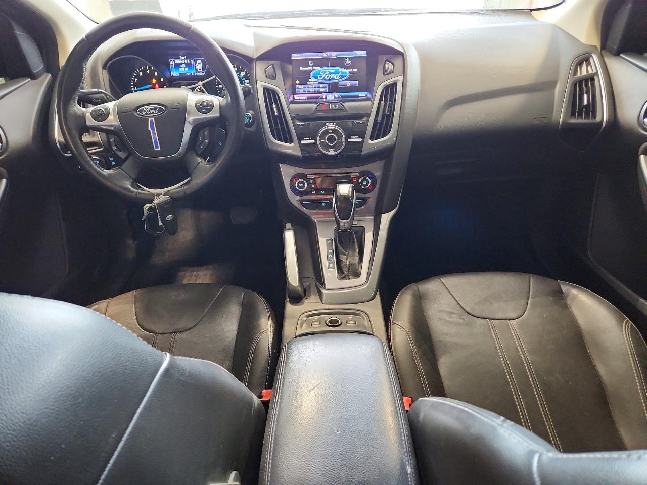 2013 Ford Focus Titanium Blue vin: 1FADP3N21DL188918