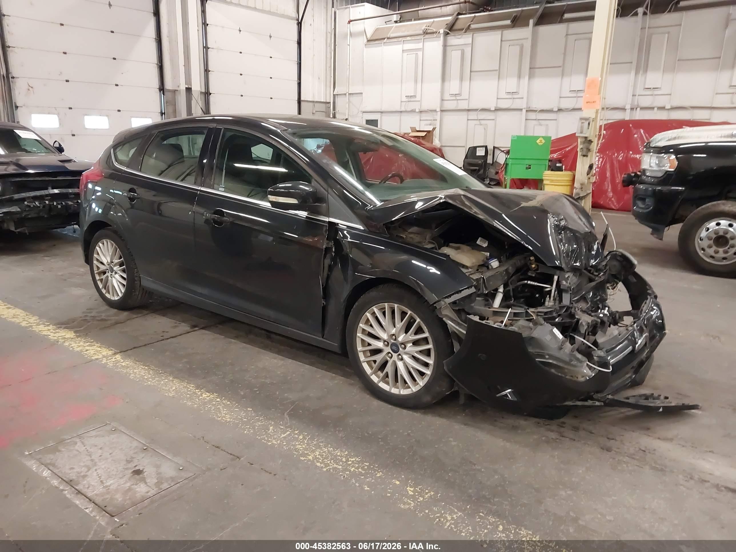 2013 Ford Focus Titanium Black vin: 1FADP3N21DL335609