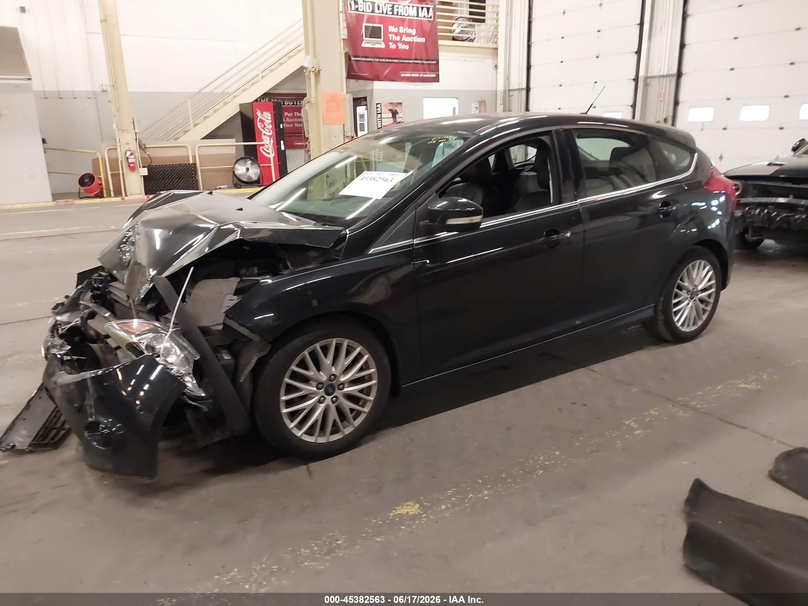 2013 Ford Focus Titanium Black vin: 1FADP3N21DL335609