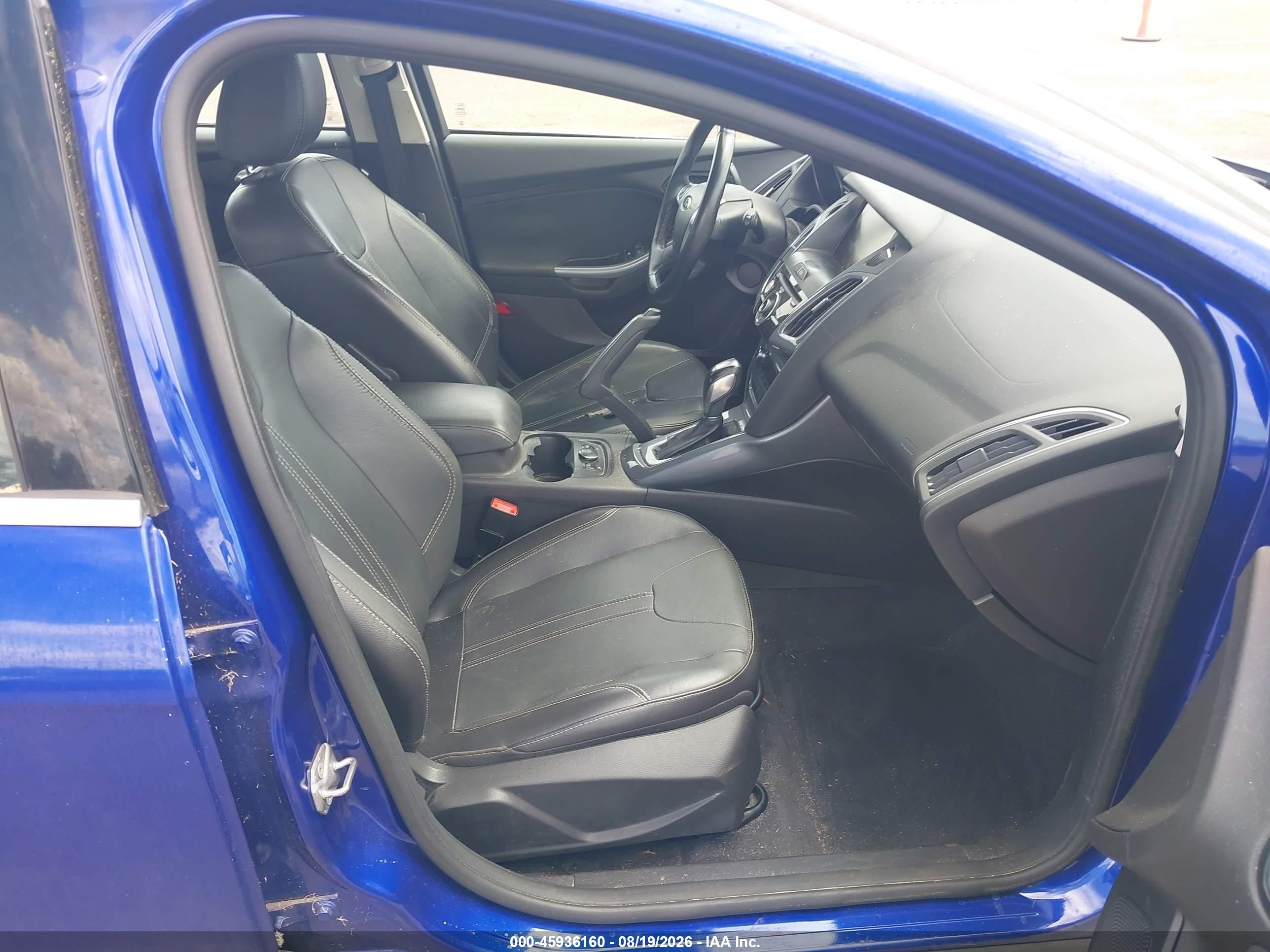 2014 Ford Focus Titanium Синий vin: 1FADP3N21EL123942