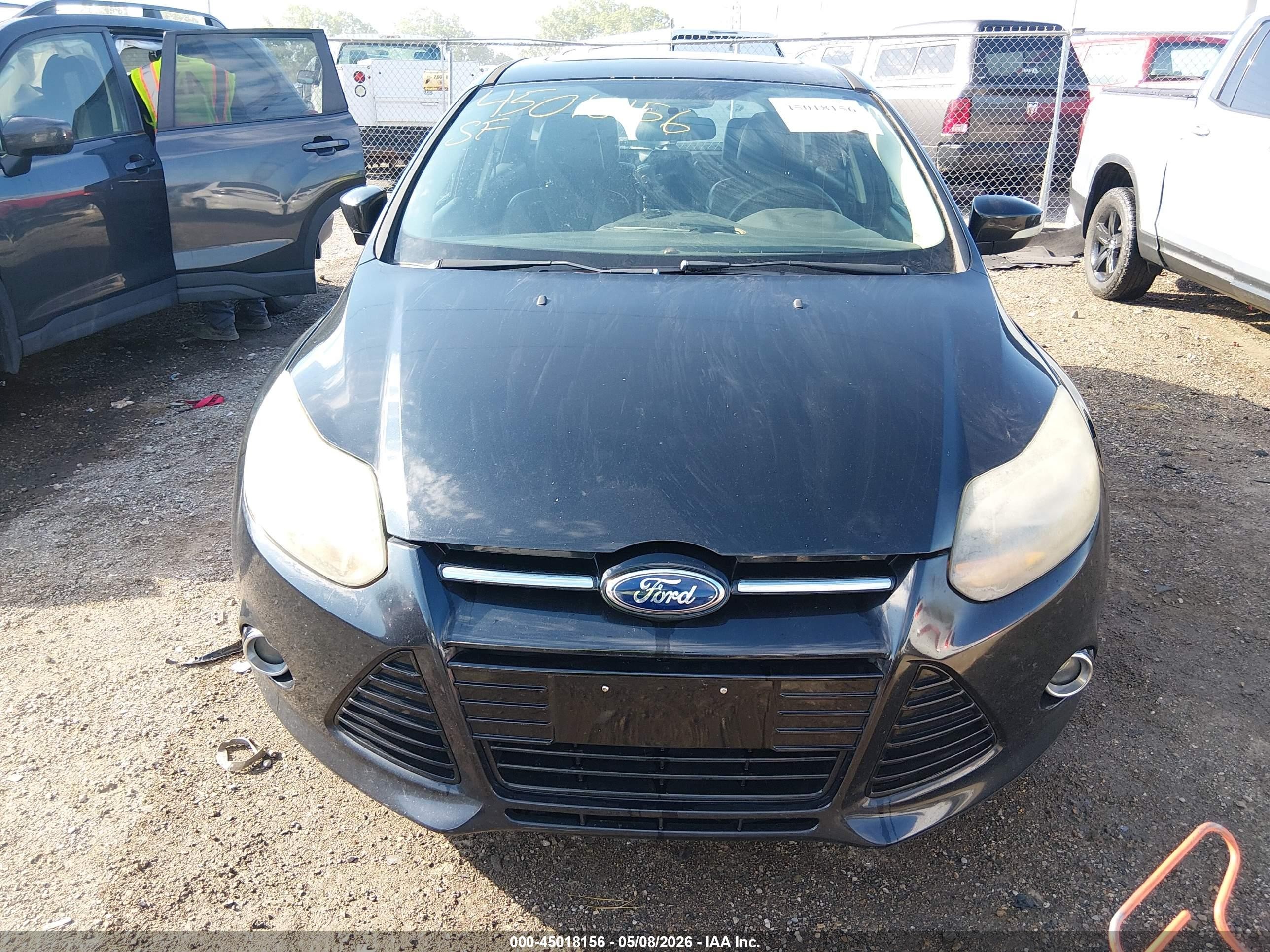 2014 Ford Focus Titanium Black vin: 1FADP3N21EL221790