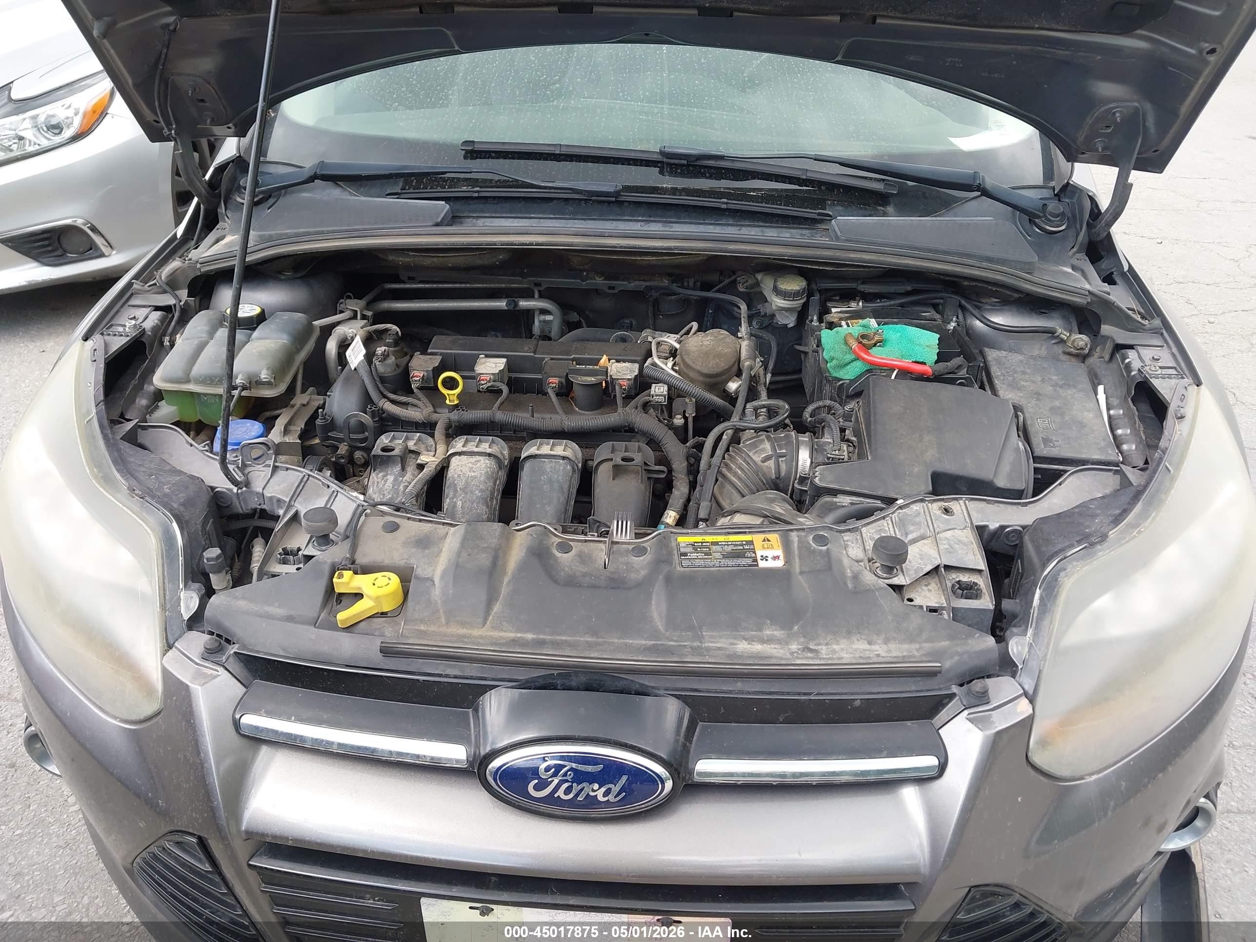 2014 Ford Focus Titanium Gray vin: 1FADP3N21EL259939