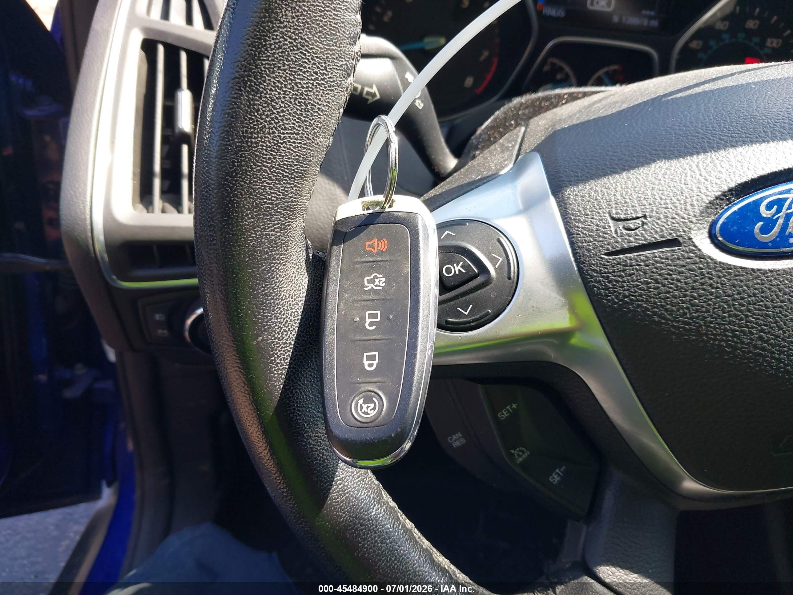 2014 Ford Focus Titanium Синий vin: 1FADP3N21EL345249