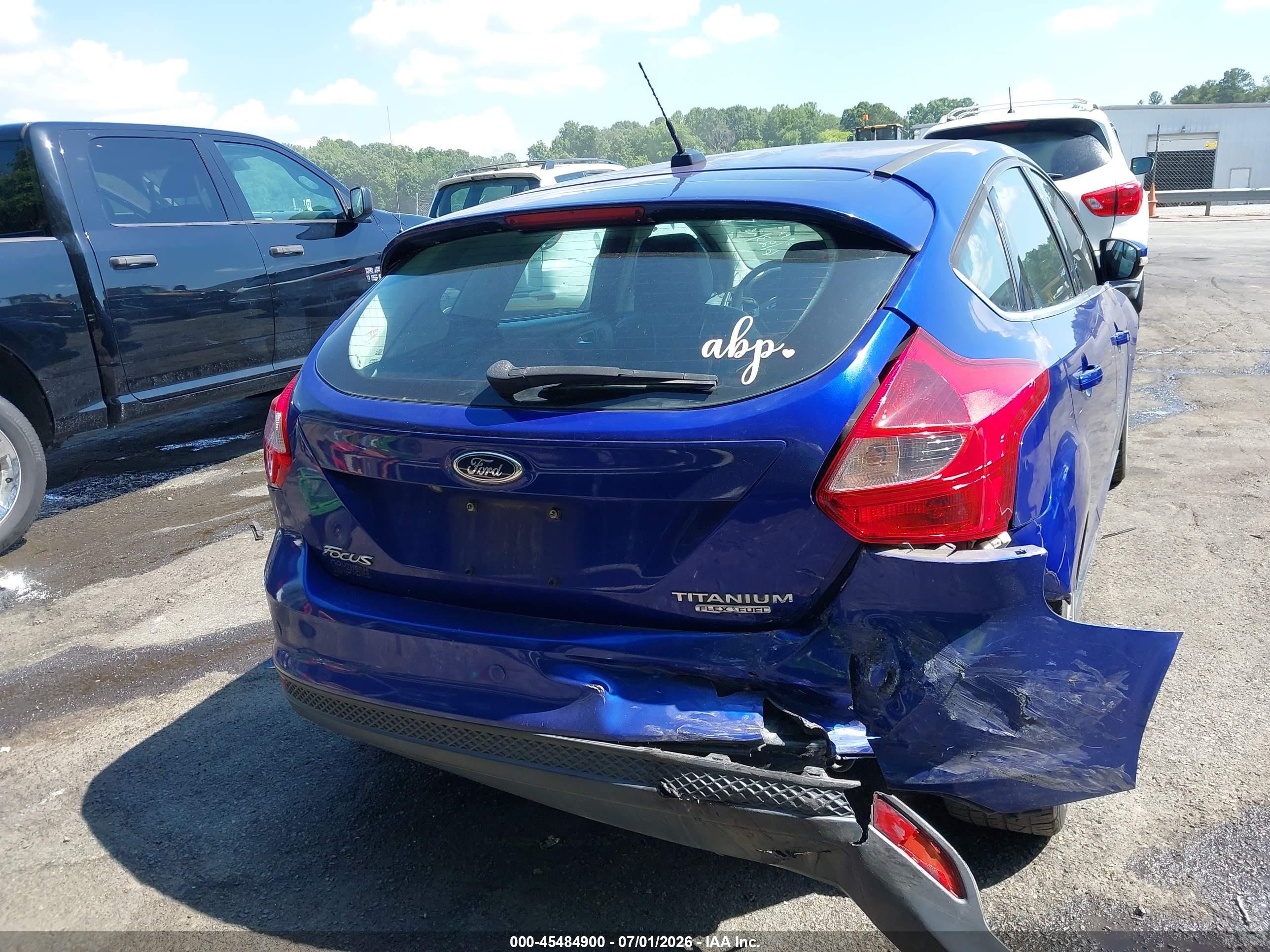 2014 Ford Focus Titanium Синий vin: 1FADP3N21EL345249