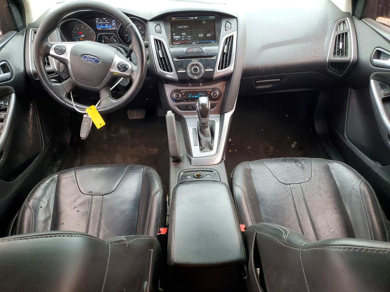 2014 Ford Focus Titanium Blue vin: 1FADP3N21EL398419