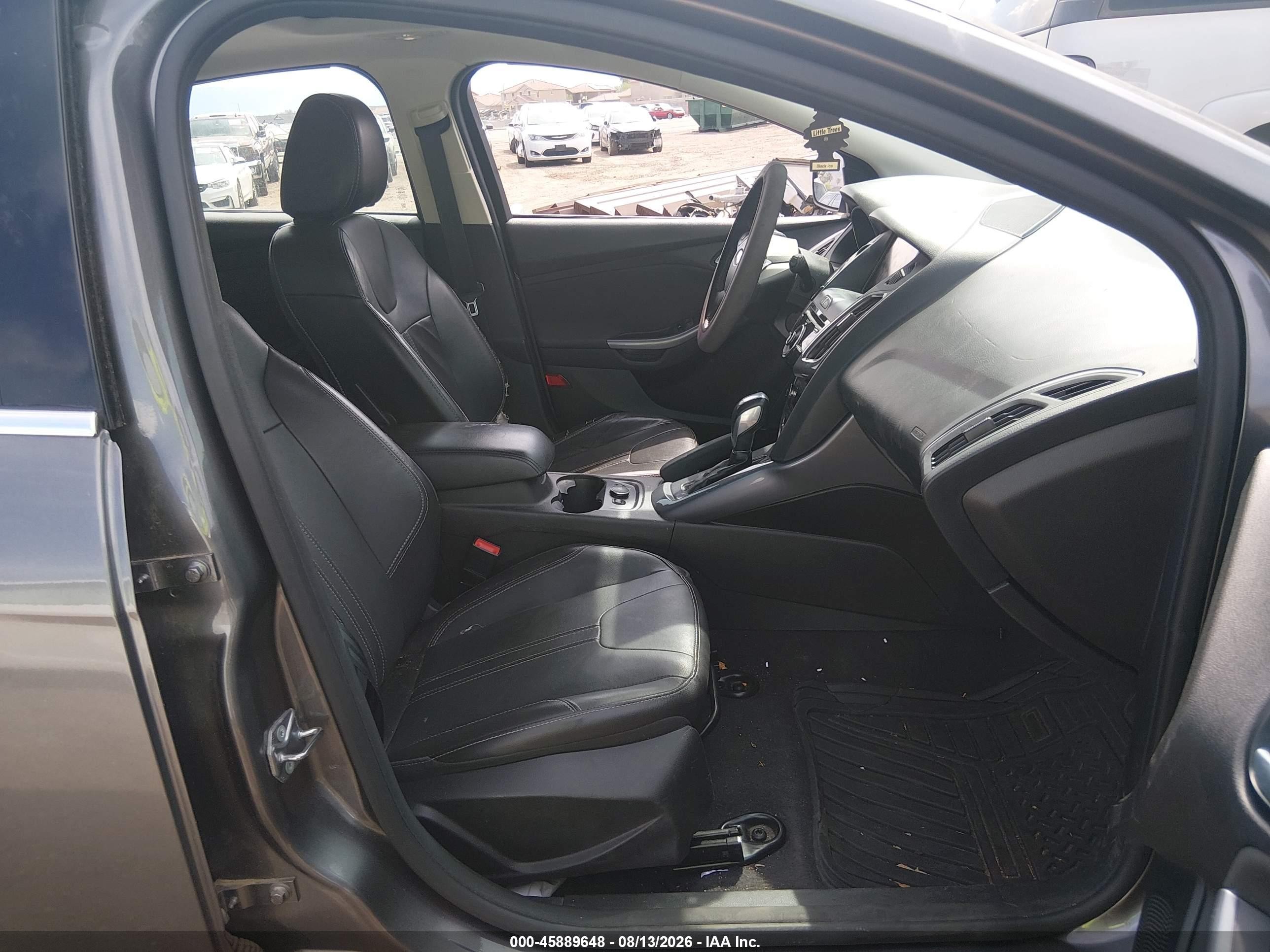 2014 Ford Focus Titanium Gray vin: 1FADP3N21EL422699
