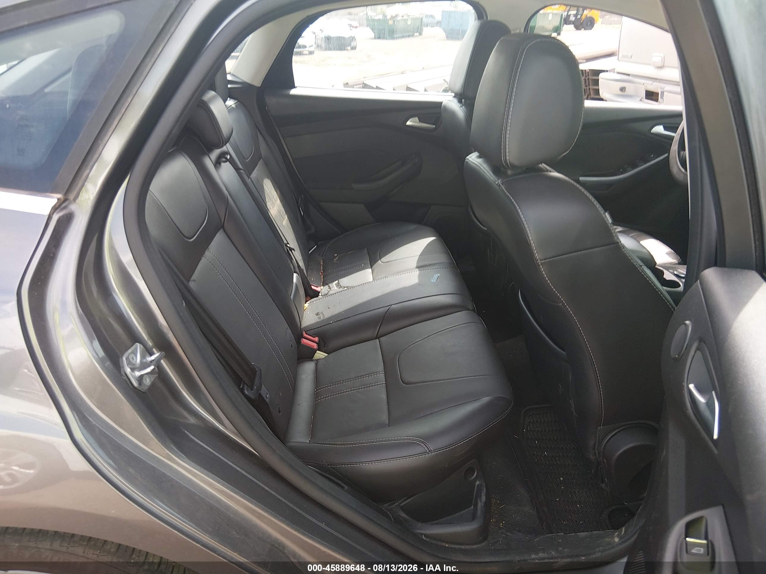 2014 Ford Focus Titanium Gray vin: 1FADP3N21EL422699