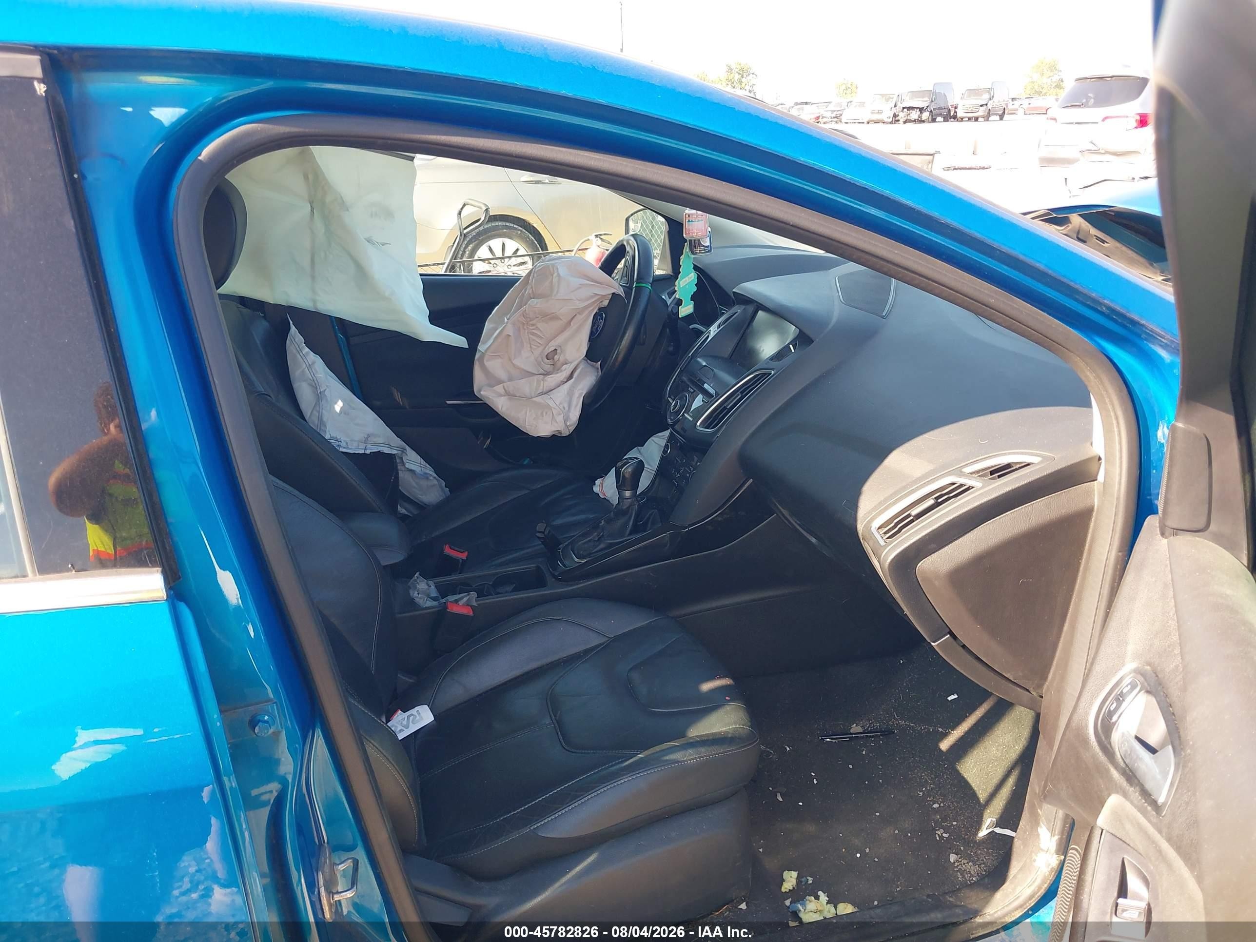 2015 Ford Focus Titanium Blue vin: 1FADP3N21FL355796