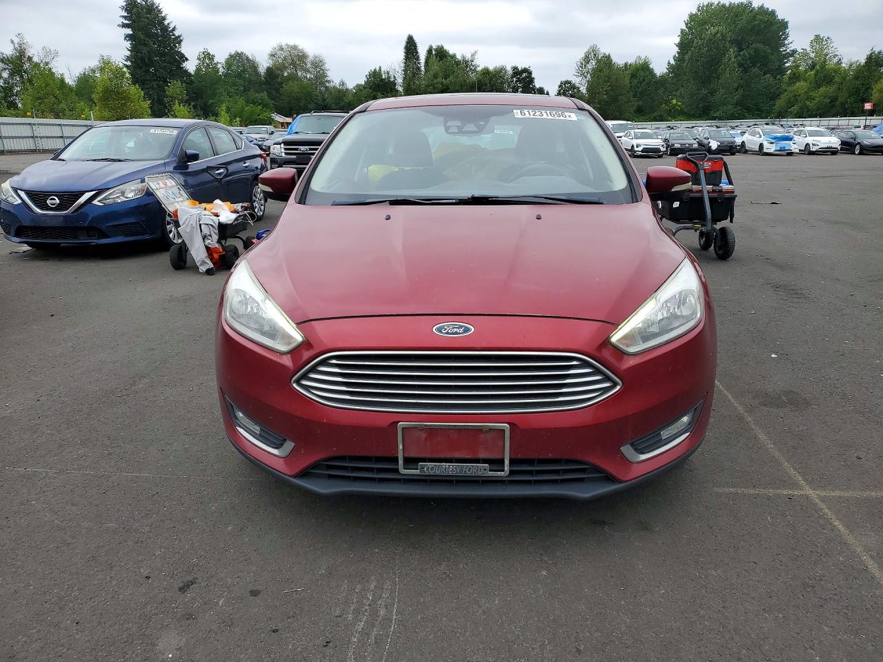 2016 Ford Focus Titanium Burgundy vin: 1FADP3N21GL301769