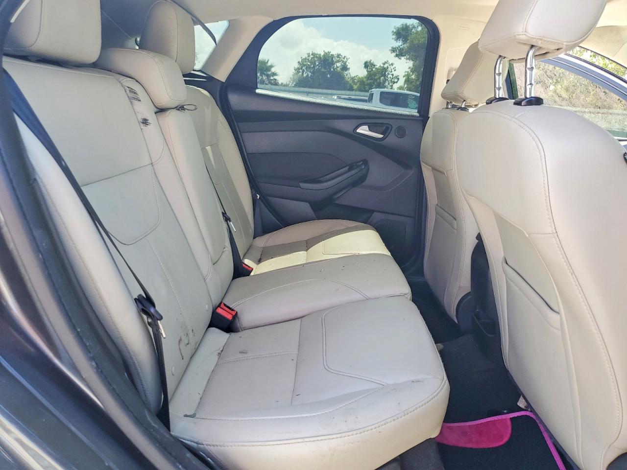 2017 Ford Focus Titanium Gray vin: 1FADP3N21HL279726