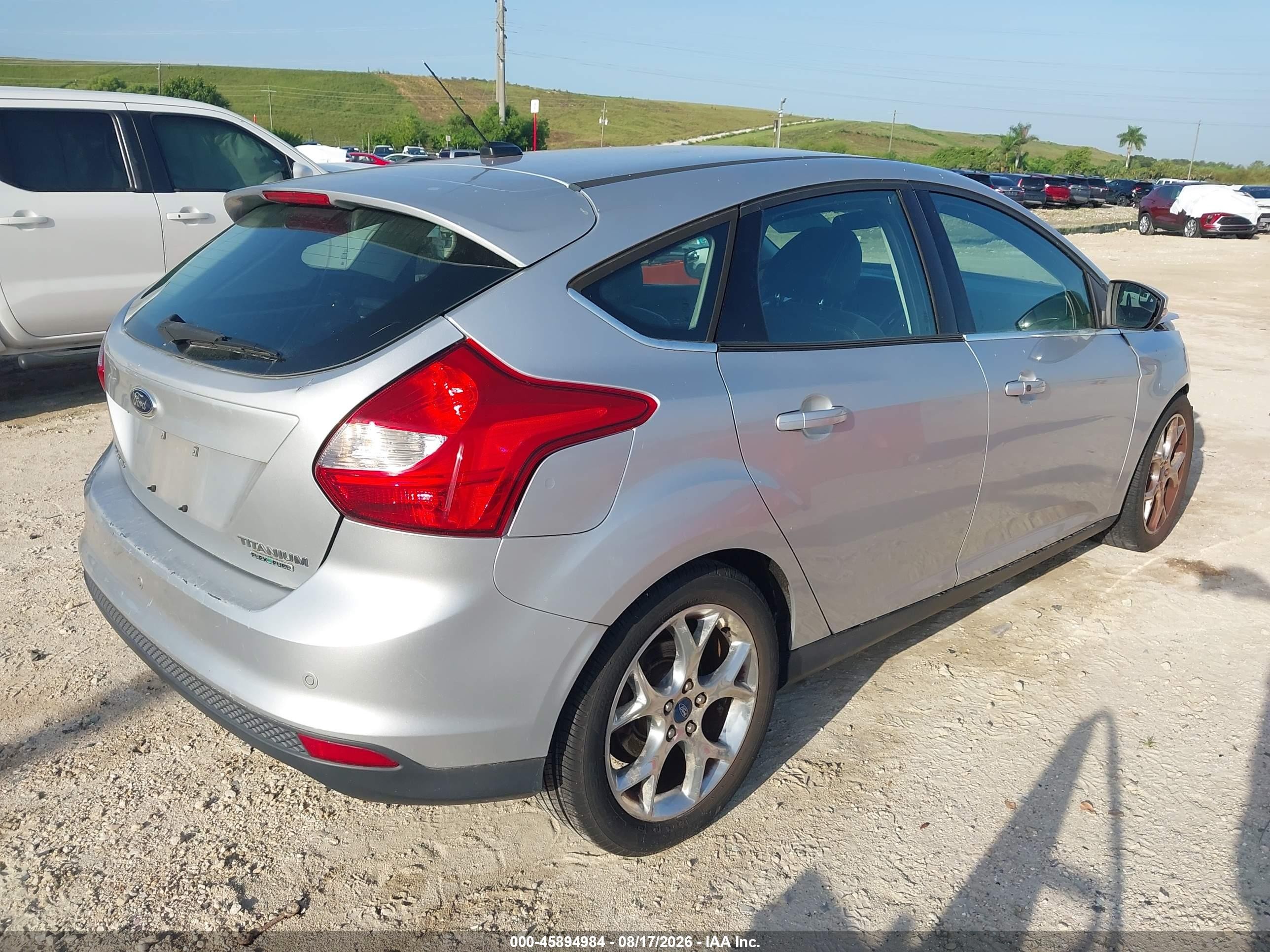 2013 Ford Focus Titanium Silver vin: 1FADP3N22DL156351
