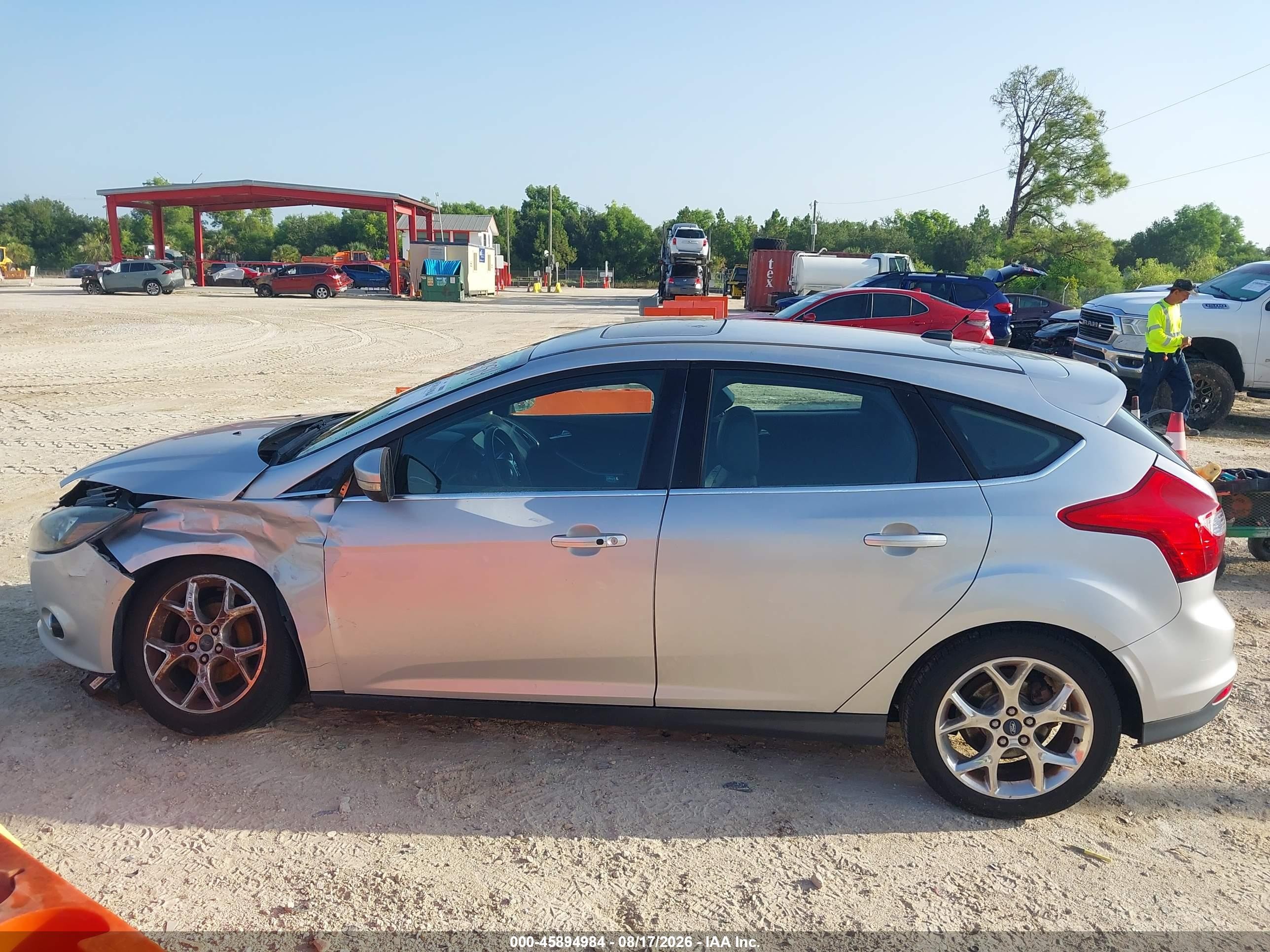 2013 Ford Focus Titanium Silver vin: 1FADP3N22DL156351