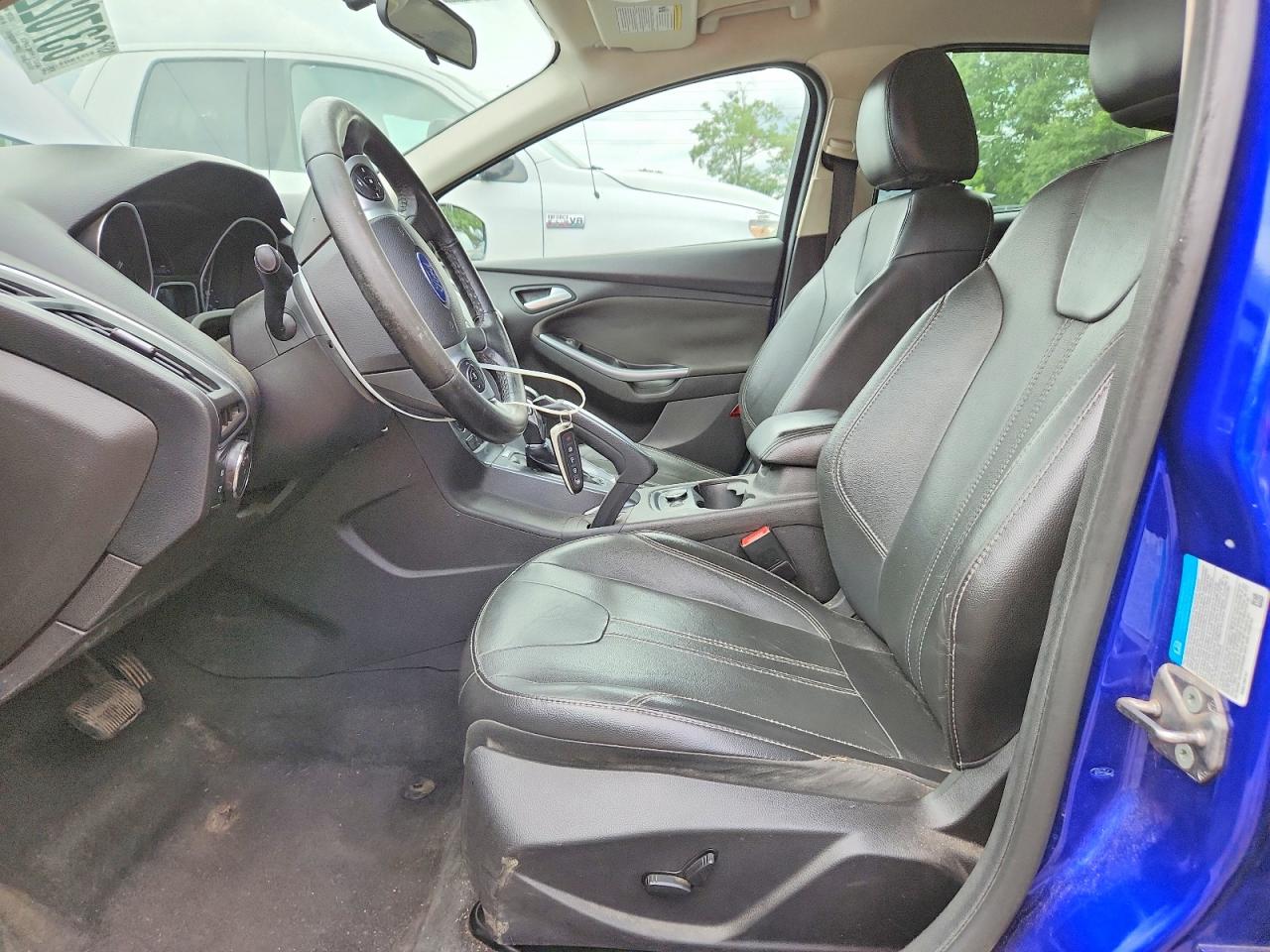 2013 Ford Focus Titanium Синий vin: 1FADP3N22DL204284