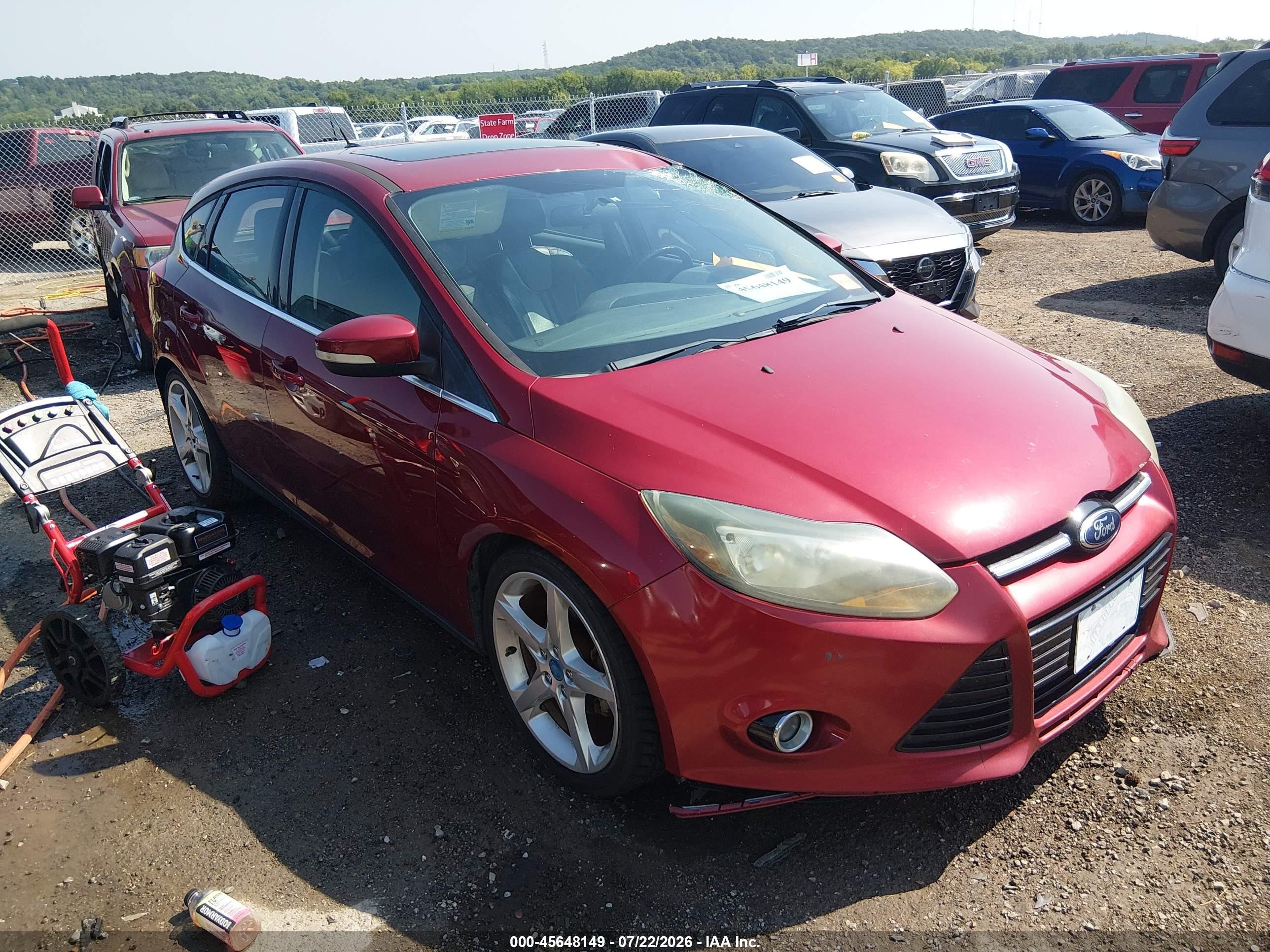 2013 Ford Focus Titanium Red vin: 1FADP3N22DL254621