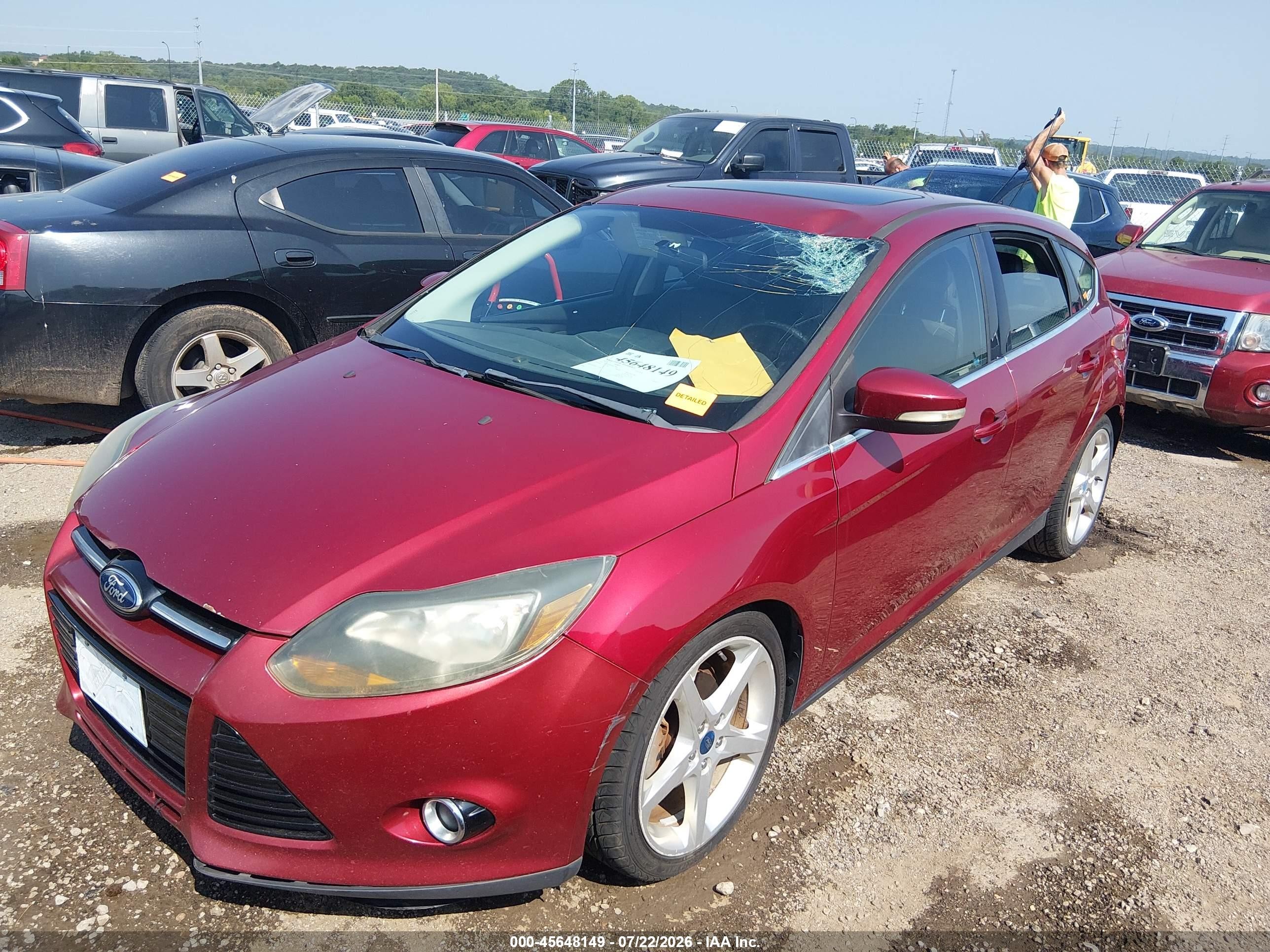 2013 Ford Focus Titanium Red vin: 1FADP3N22DL254621