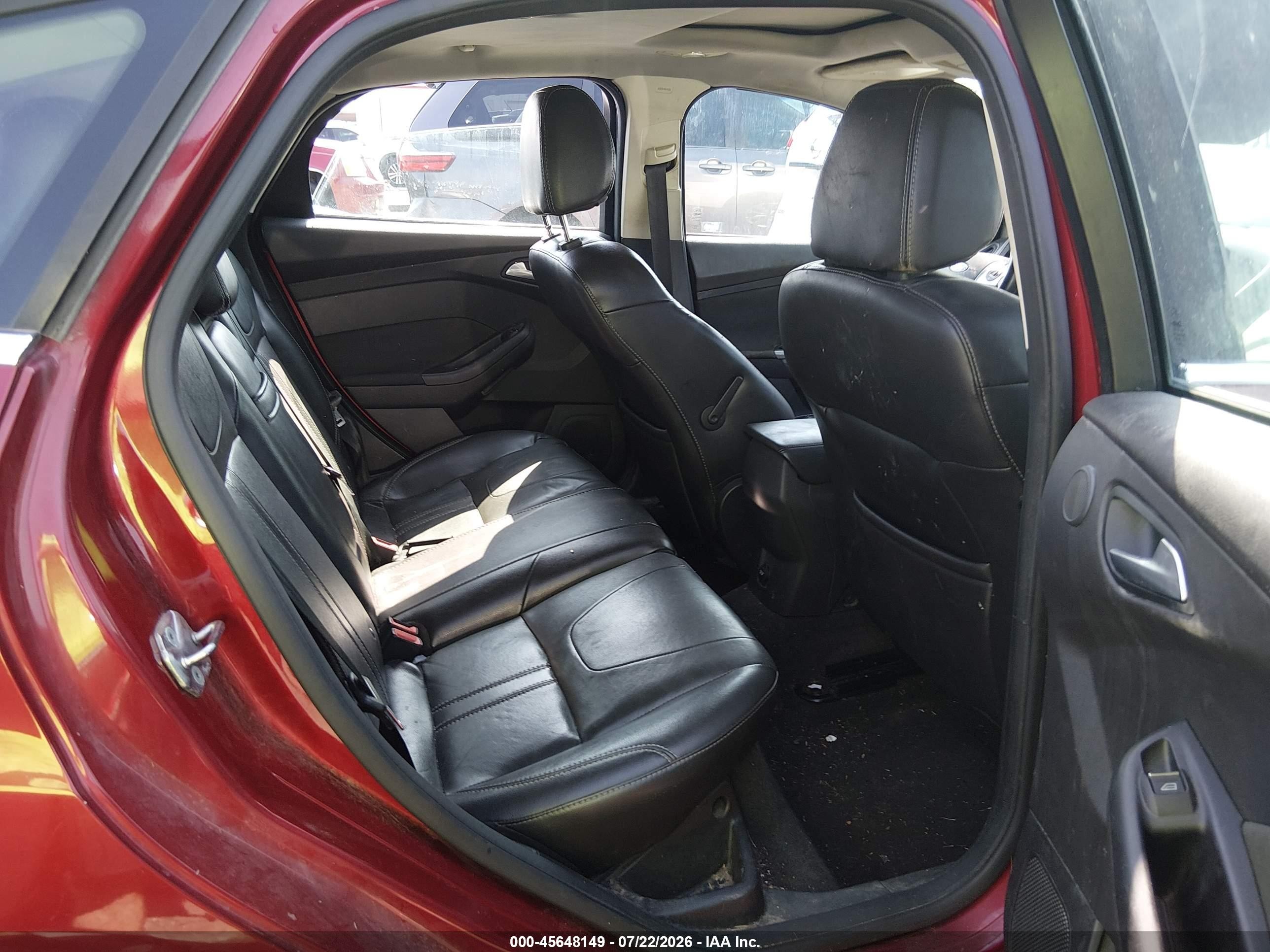2013 Ford Focus Titanium Red vin: 1FADP3N22DL254621