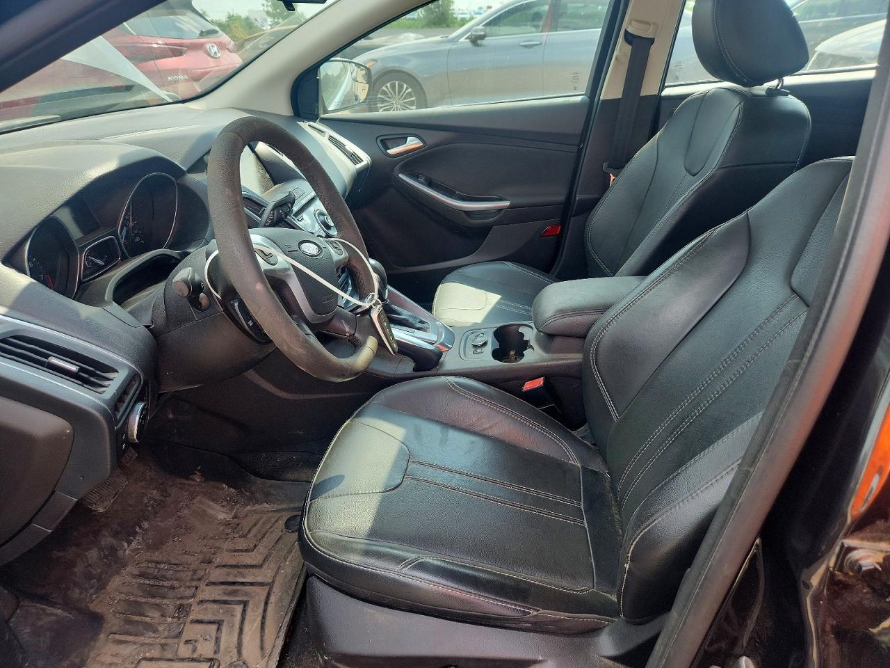 2013 Ford Focus Titanium Charcoal vin: 1FADP3N22DL327700