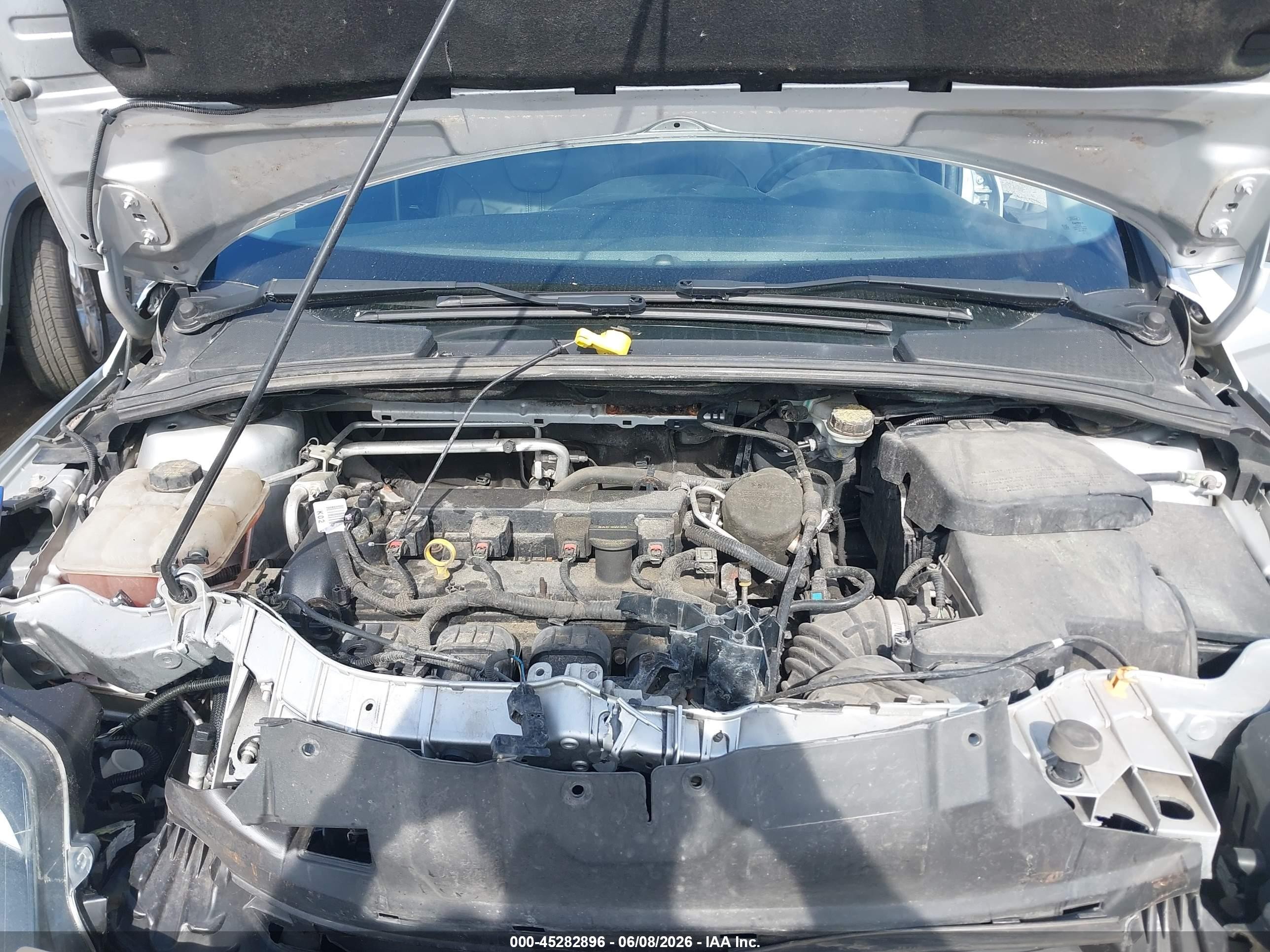 2014 Ford Focus Titanium Silver vin: 1FADP3N22EL147649