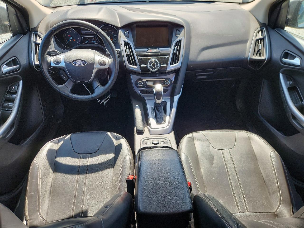 2014 Ford Focus Titanium Gray vin: 1FADP3N22EL189996