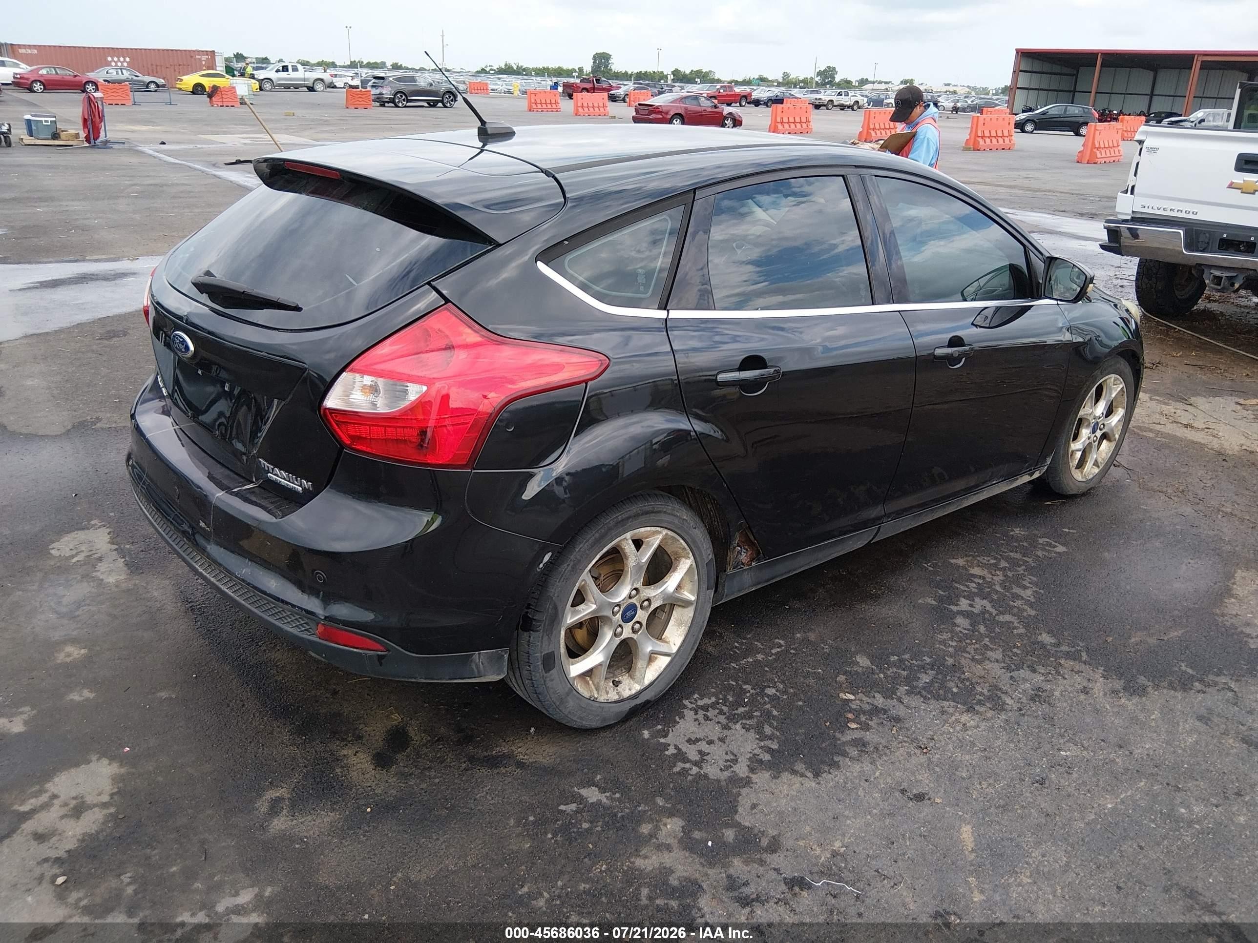 2014 Ford Focus Titanium Black vin: 1FADP3N22EL197094