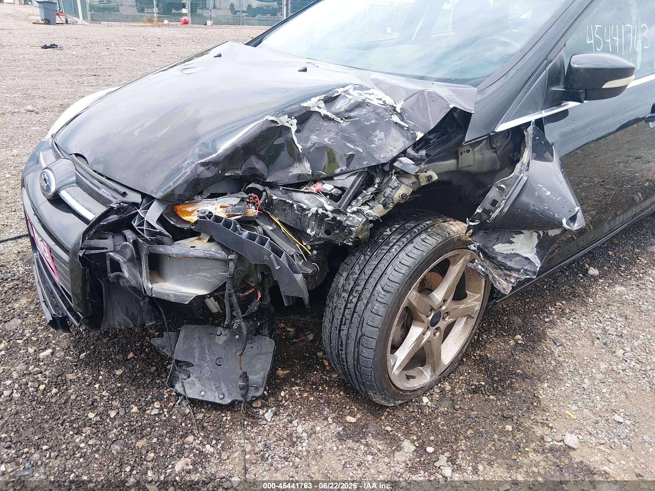 2014 Ford Focus Titanium Black vin: 1FADP3N22EL449796