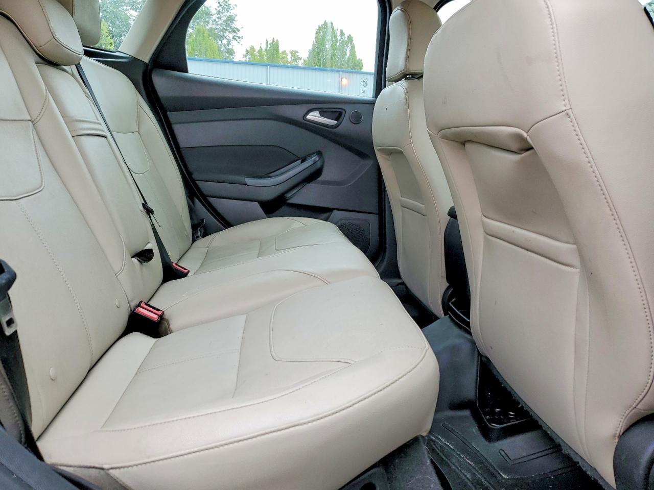 2015 Ford Focus Titanium Black vin: 1FADP3N22FL222111
