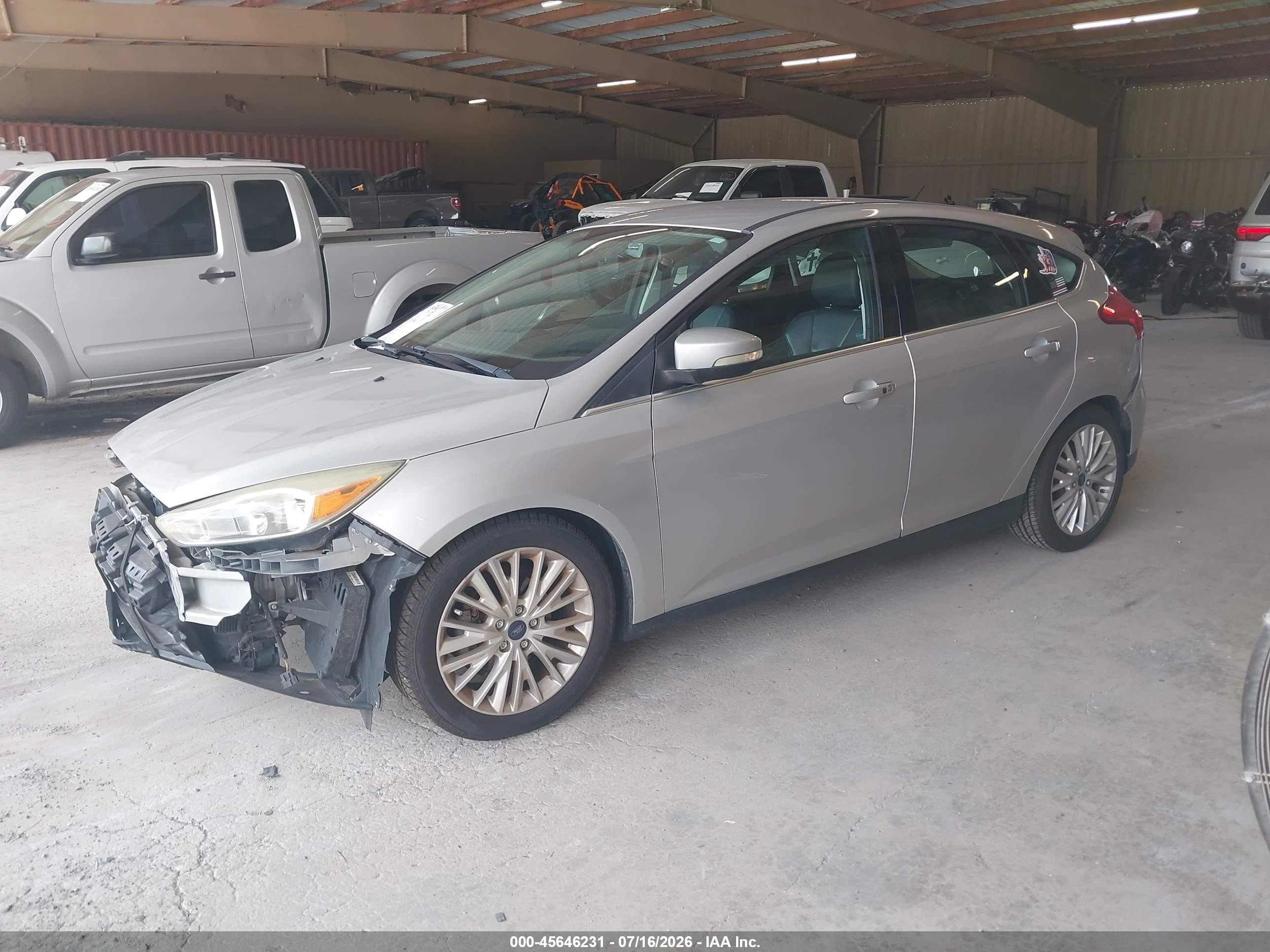 2015 Ford Focus Titanium Silver vin: 1FADP3N22FL273365