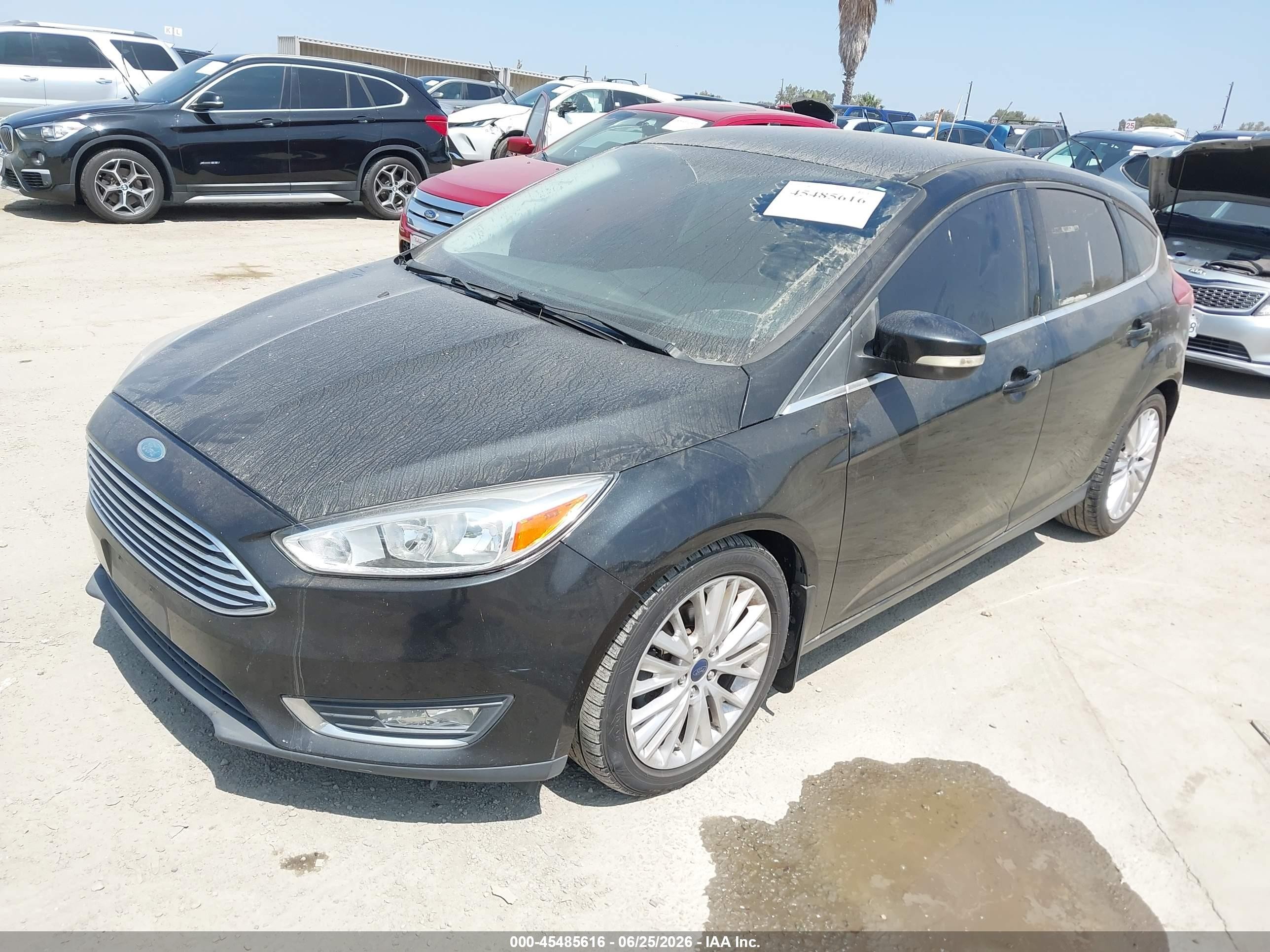2015 Ford Focus Titanium Black vin: 1FADP3N22FL341468