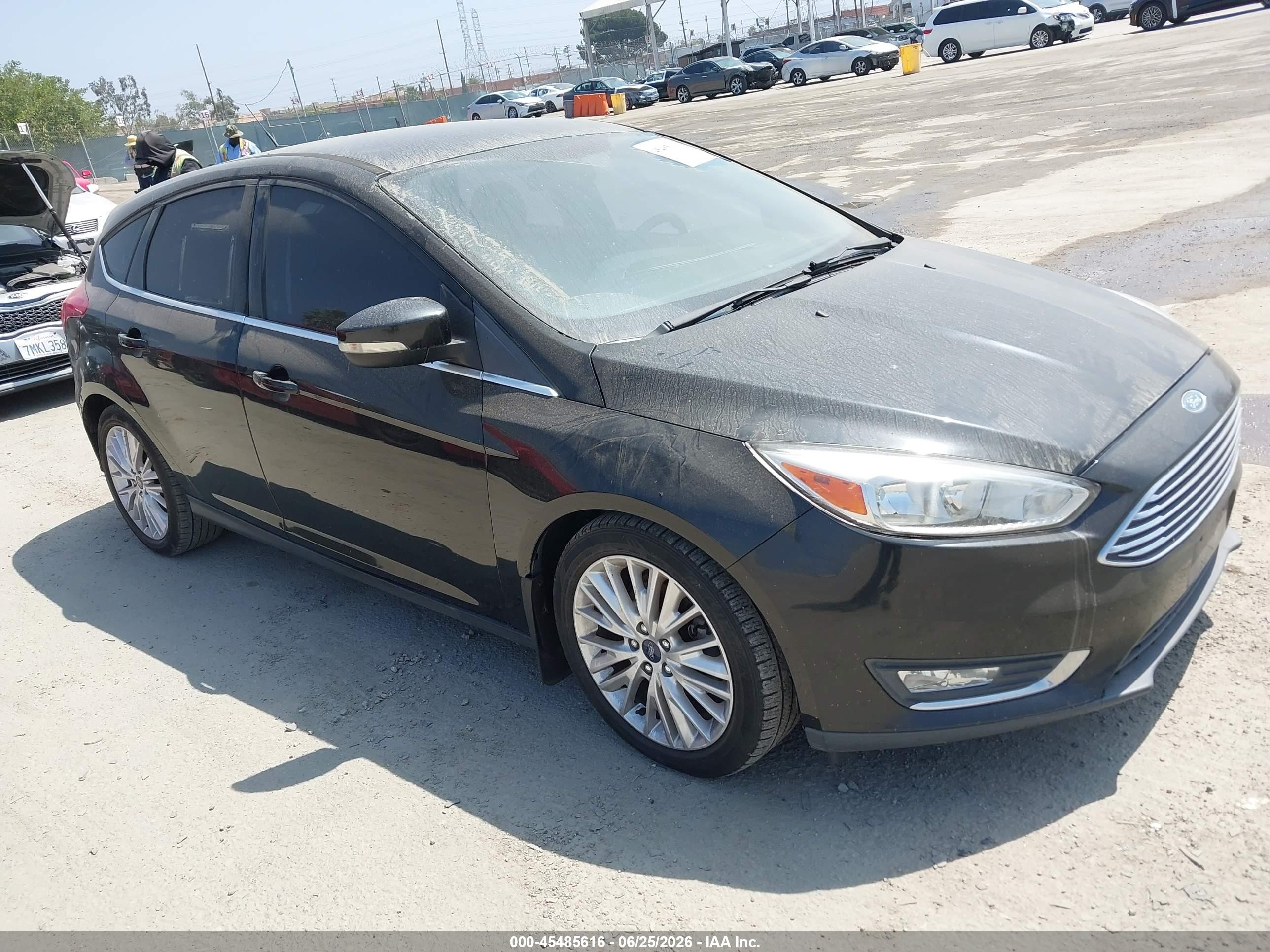 2015 Ford Focus Titanium Black vin: 1FADP3N22FL341468