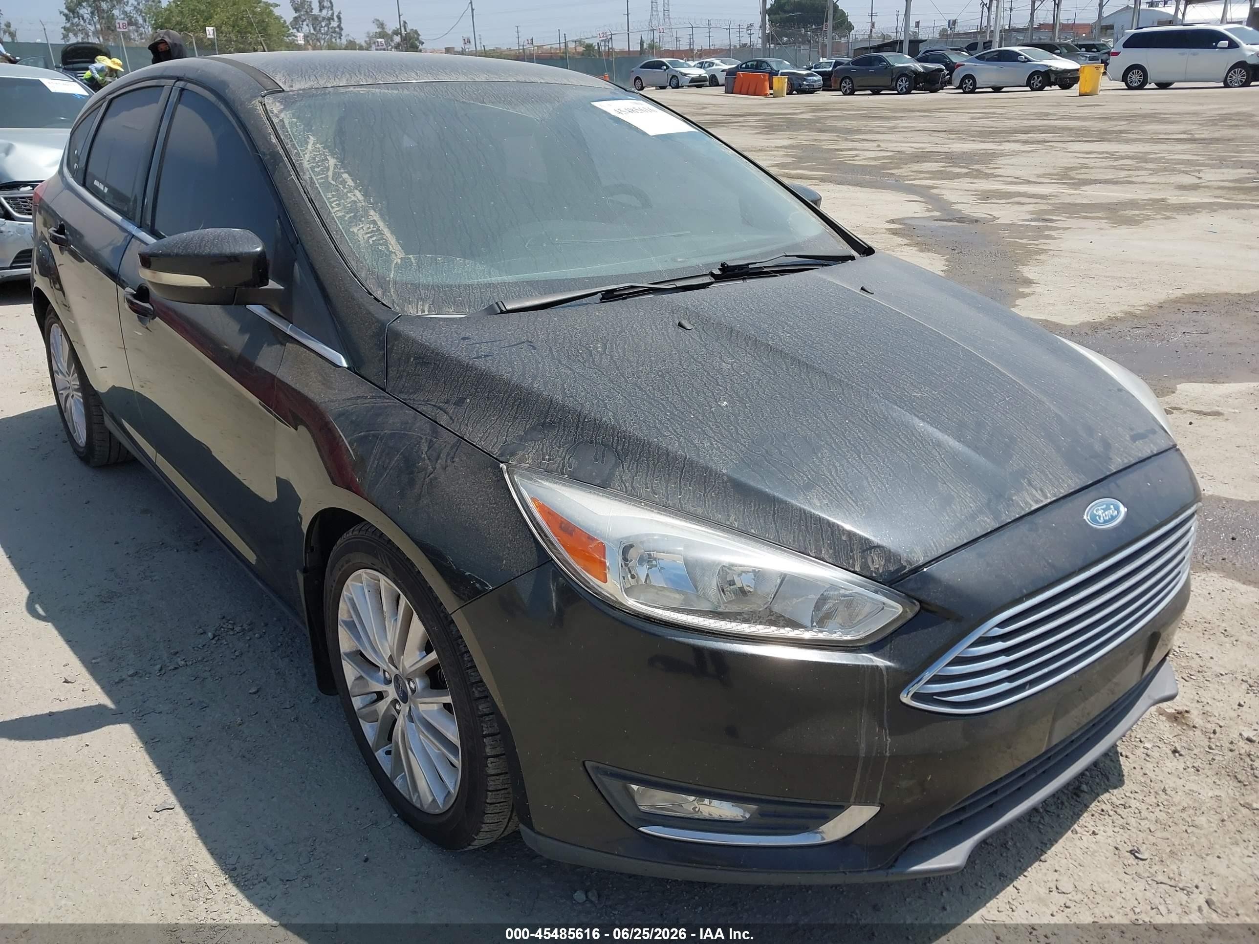 2015 Ford Focus Titanium Black vin: 1FADP3N22FL341468