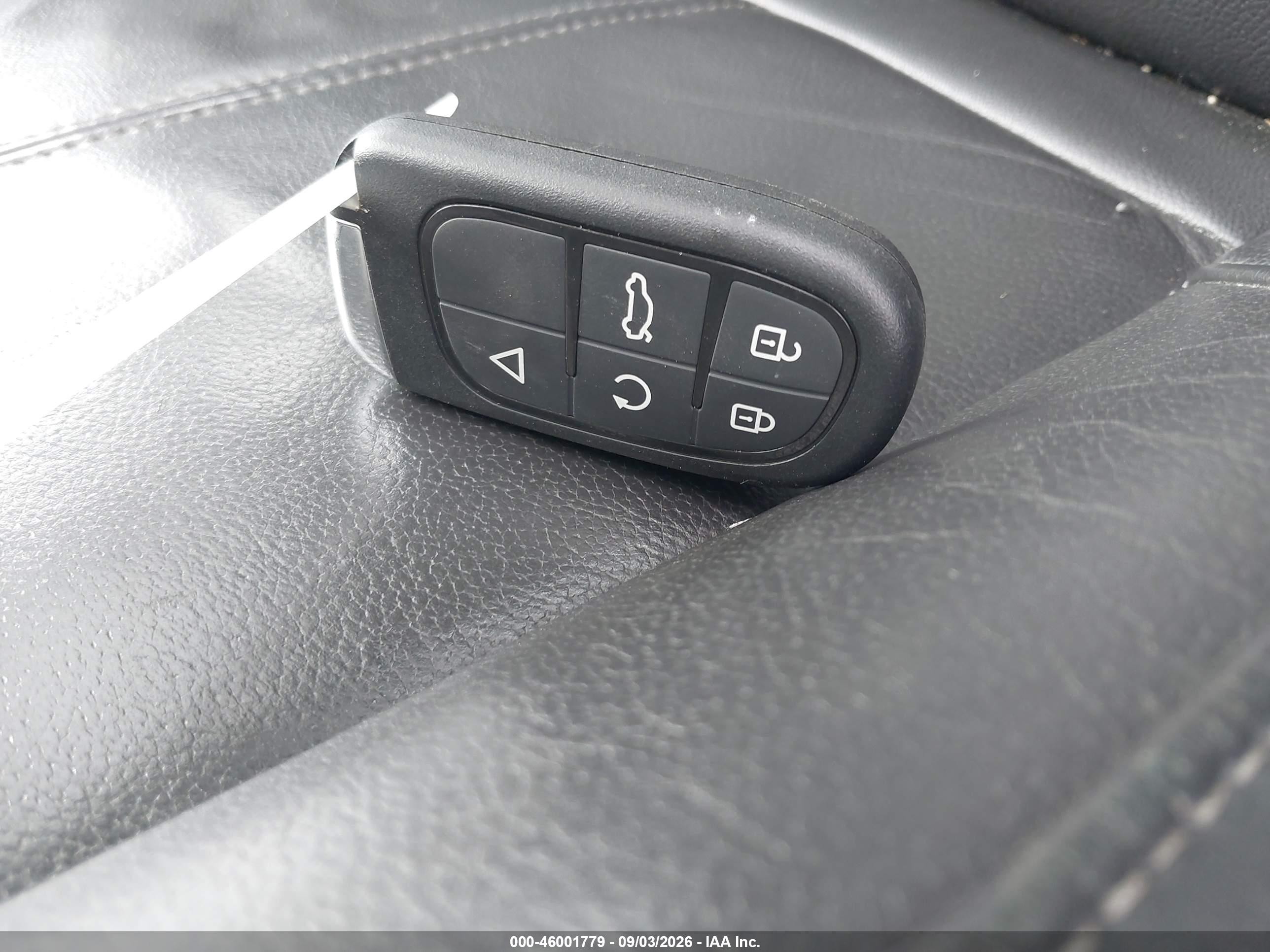 2015 Ford Focus Titanium Серый vin: 1FADP3N22FL381159