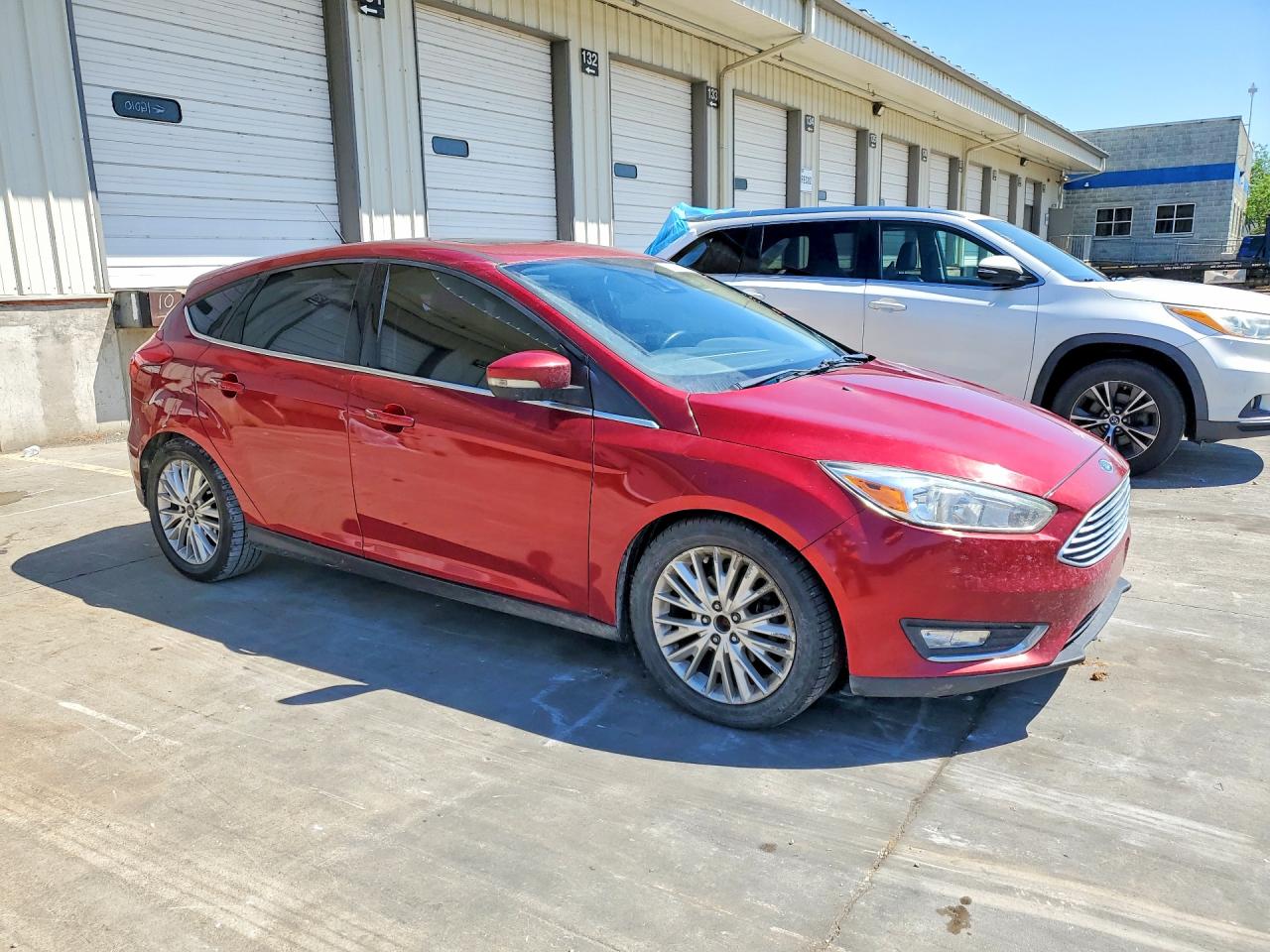 2017 Ford Focus Titanium Red vin: 1FADP3N22HL328139