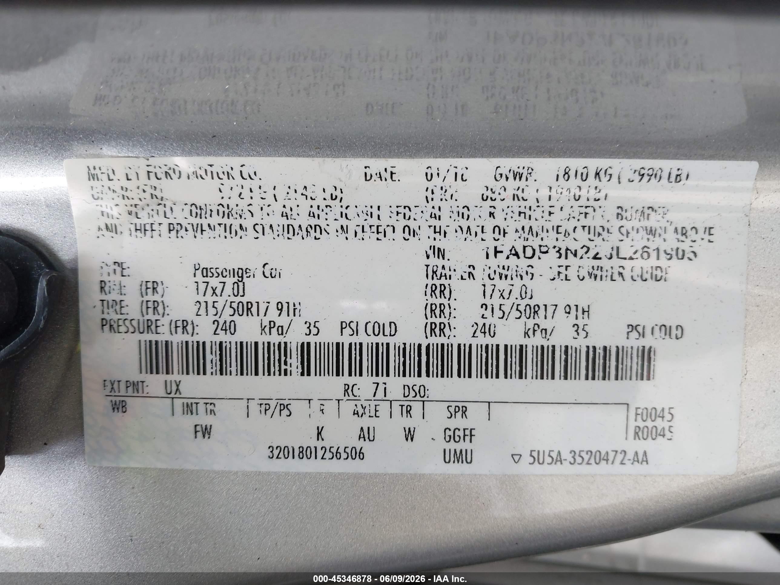 2018 Ford Focus Titanium Silver vin: 1FADP3N22JL261905