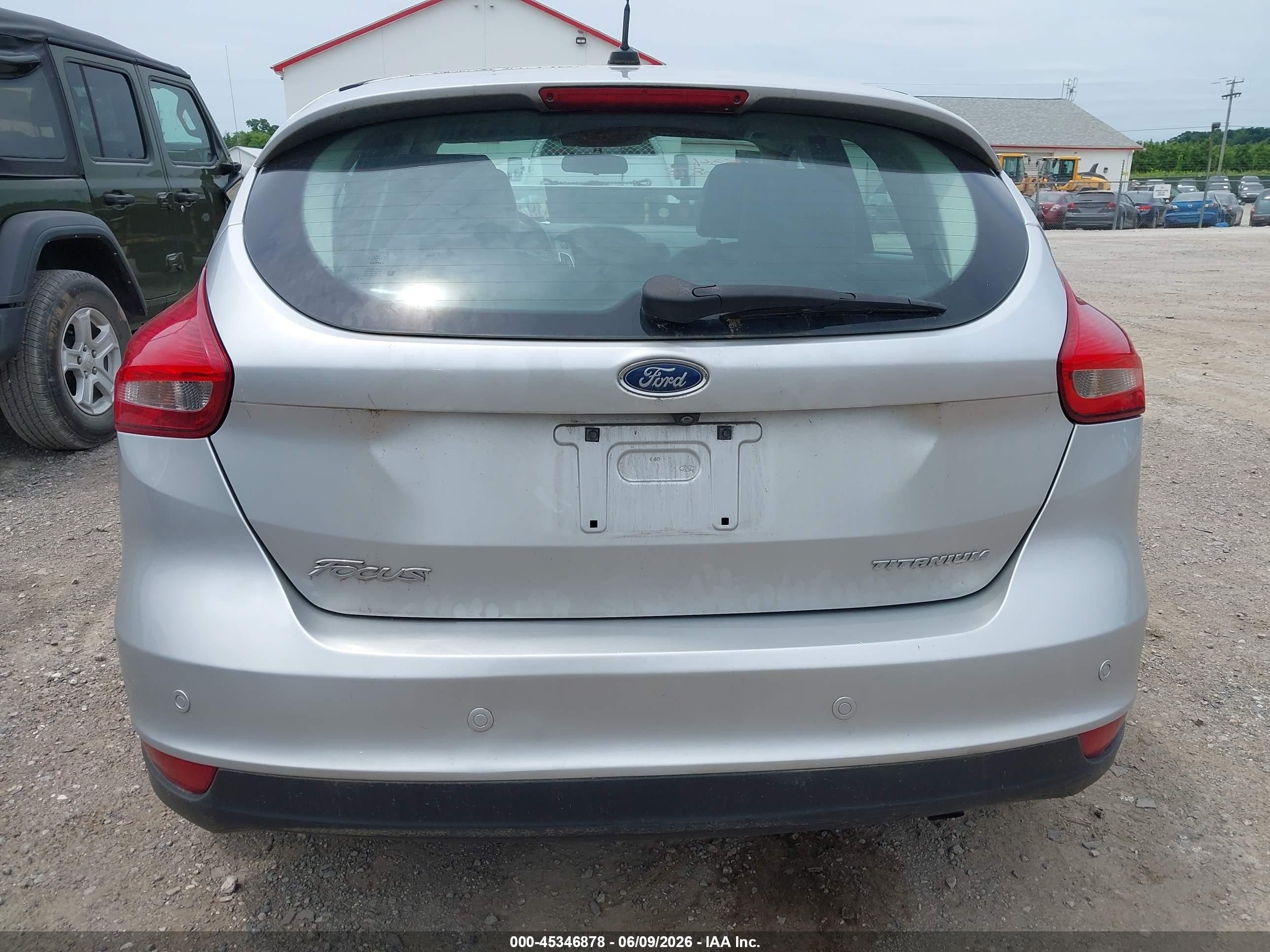 2018 Ford Focus Titanium Silver vin: 1FADP3N22JL261905