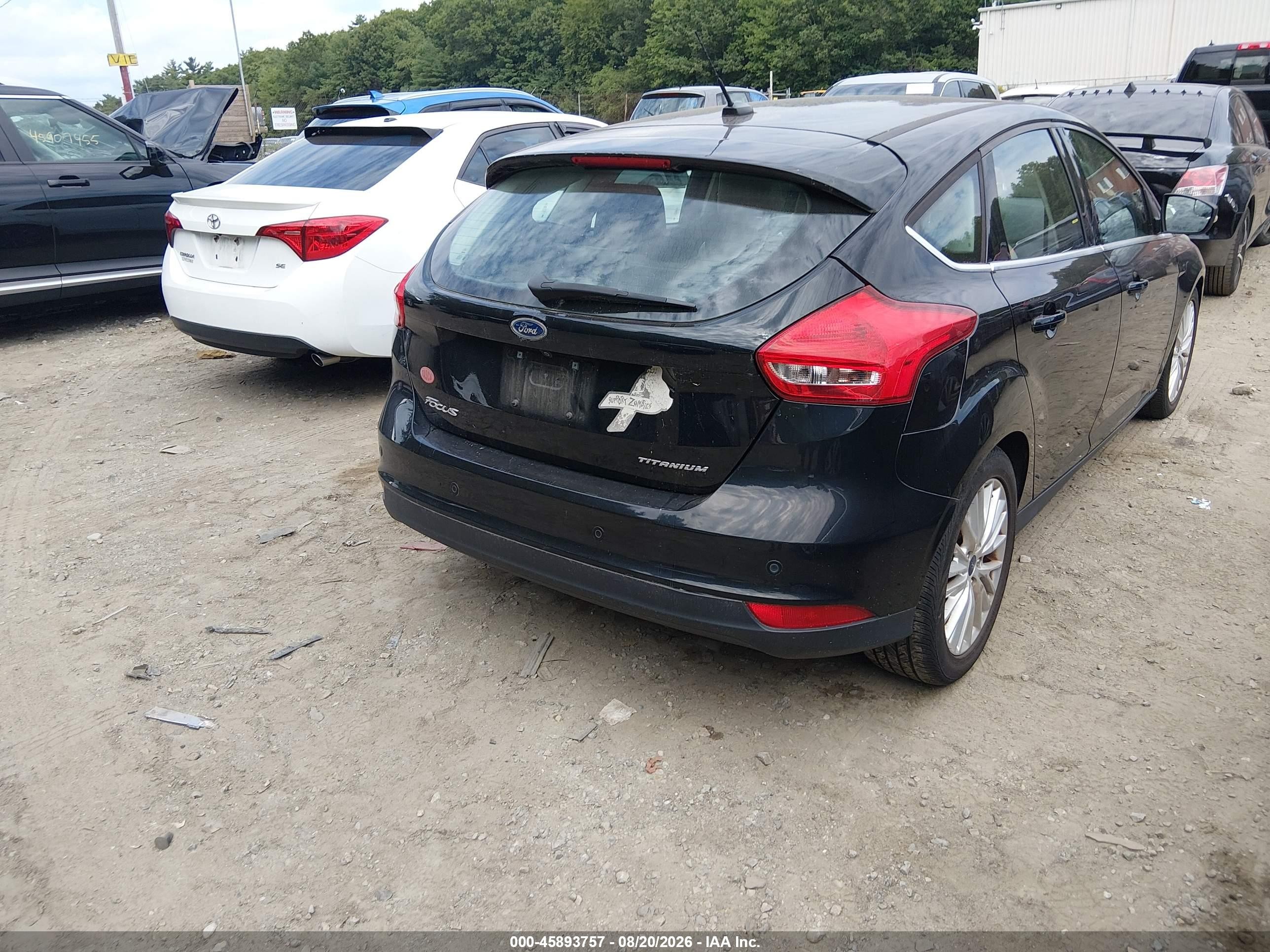 2018 Ford Focus Titanium Black vin: 1FADP3N22JL325893